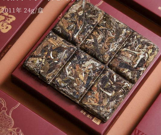 2011 Aged White Tea White Peony Tea Cake Chinese Organic White Tea