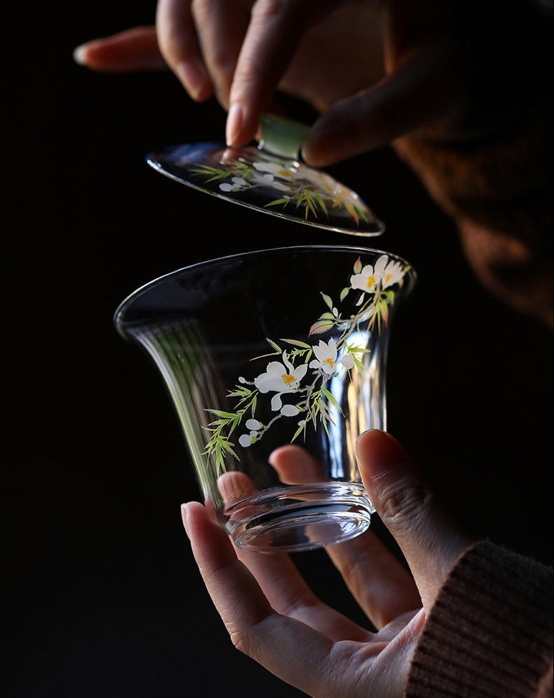 This is a glass teapot gaiwan
