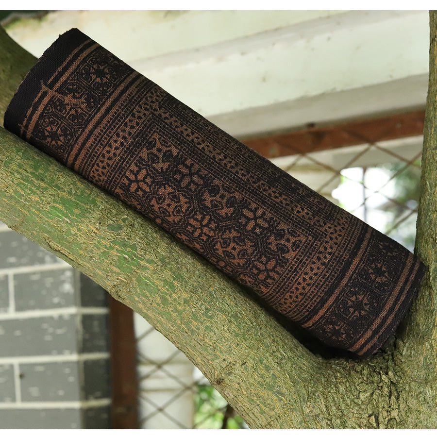 Hand-dyed Batik Fabric Chinese Miao Style Tea Table Cloth Natural Dye Classic Style Vintage Style Tea Mat Chaxi