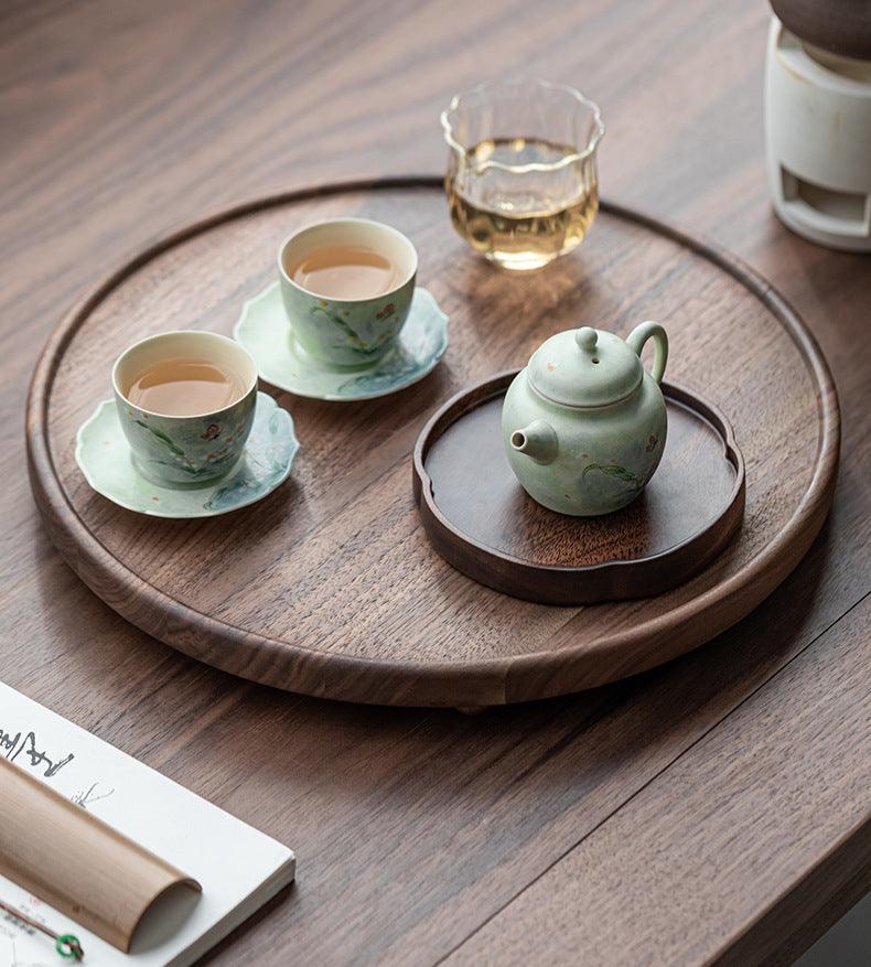 this is a ceramic teapot
