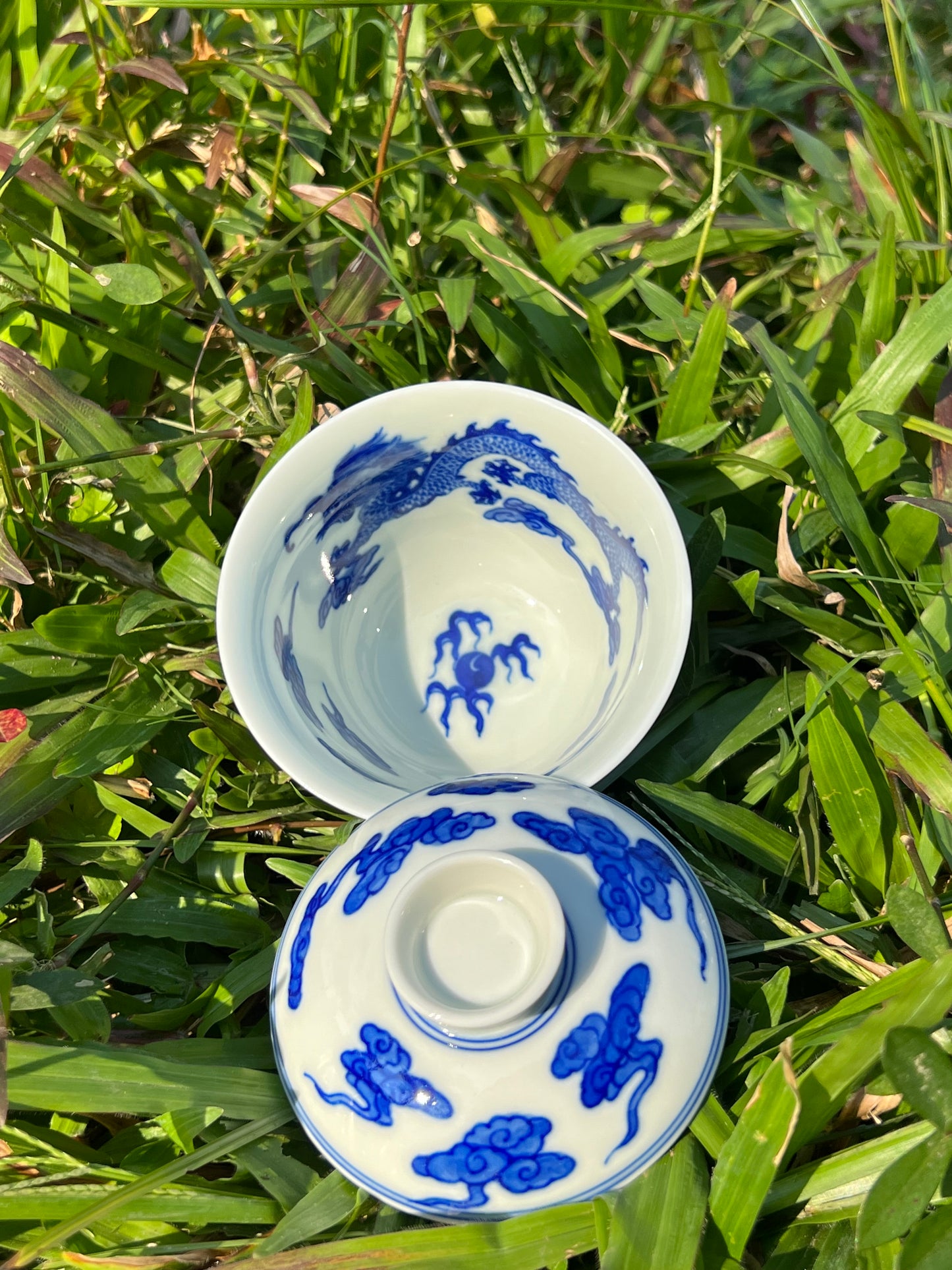 Hand Engraved Chinese Blue and White Porcelain Dragon Gaiwan Jingdezhen Master Ceramic Artwork