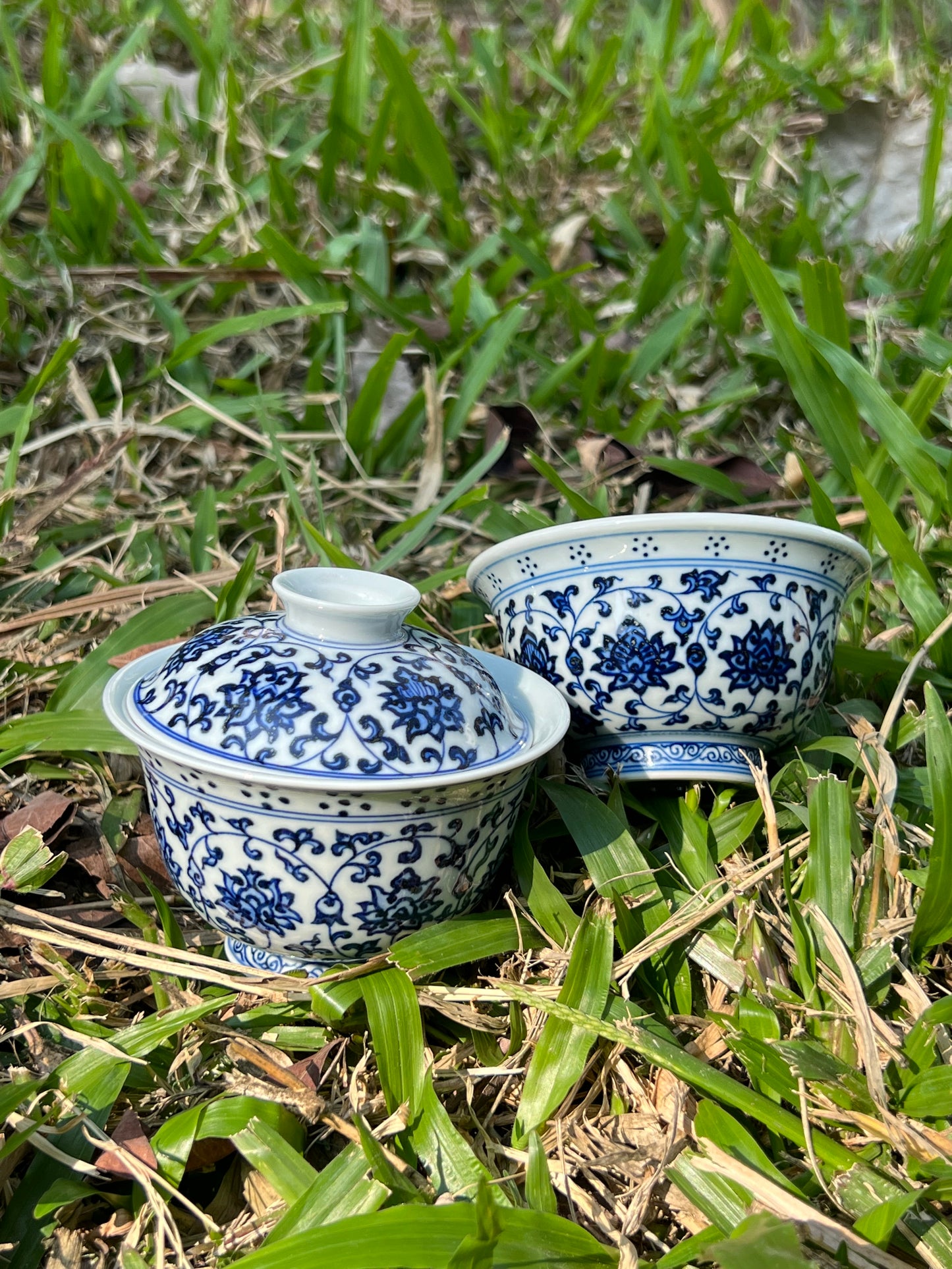 Hand Painted Chinese Blue and White Porcelain Lotus Of Twined Stems Gaiwan Pot Tea Maker Jingdezhen Master Ceramic Artwork