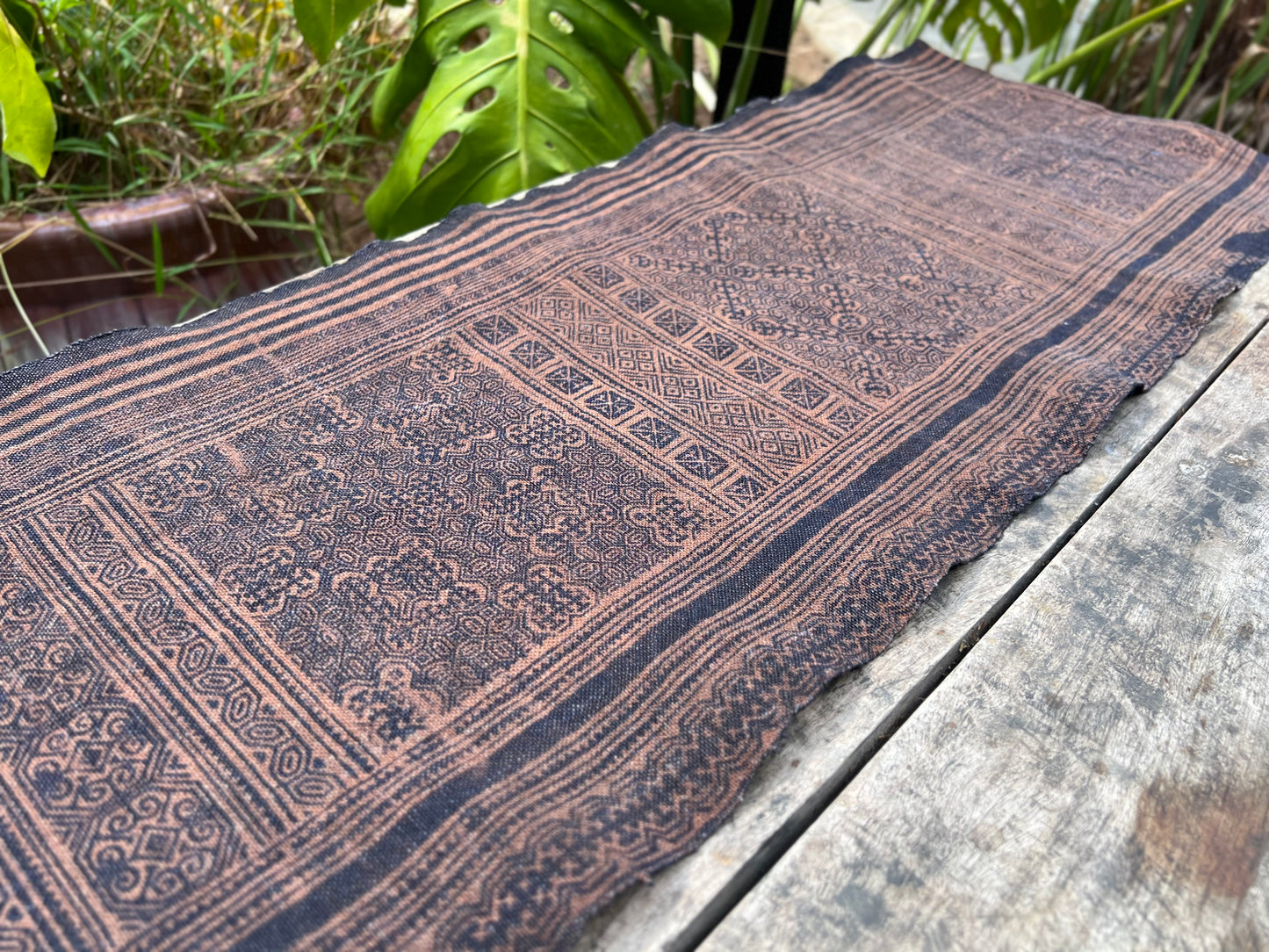 Hand-dyed Batik Fabric Chinese Miao Style Tea Table Cloth Natural Dye Classic Style Vintage Style Tea Mat Chaxi