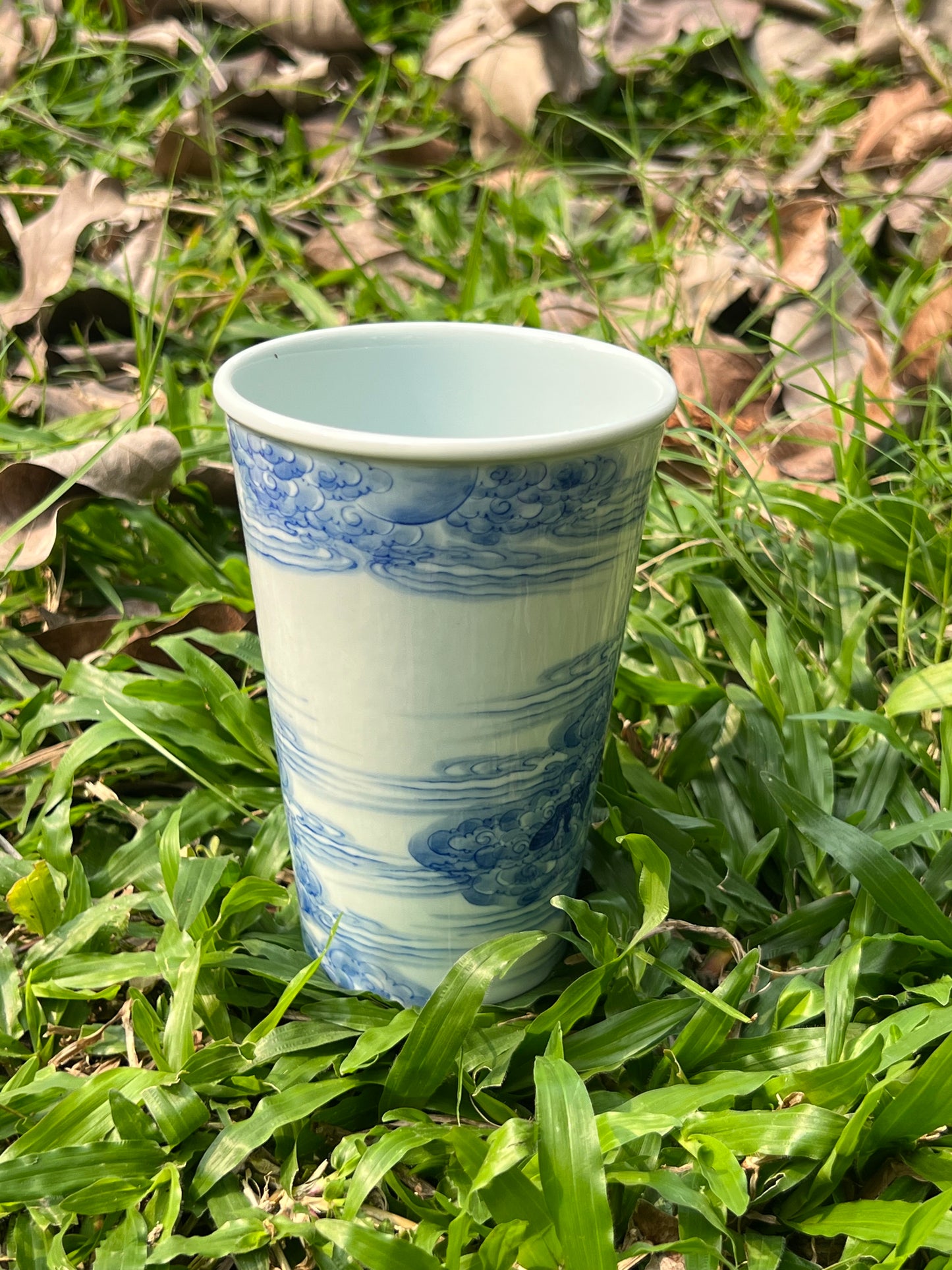 Handpainted Jingdezhen Teacup Chinese Qilin Kirin White Blue Porcelain Fine China Cup