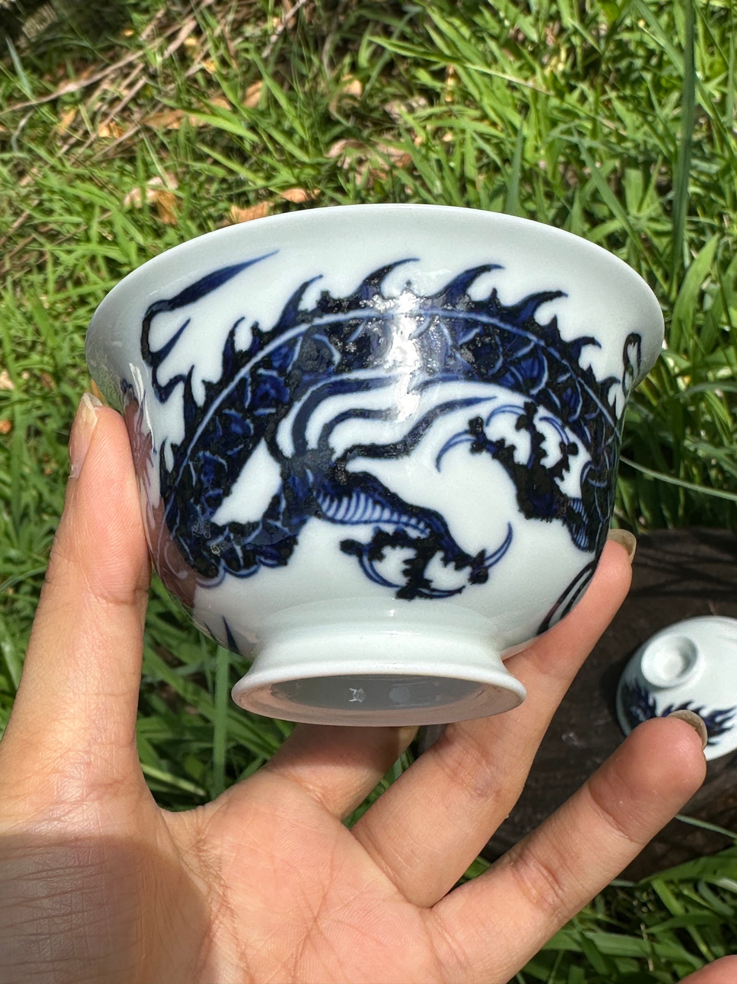 Chinese Handpainted Dragon Blue and White Porcelain Jingdezhen Gaiwan Master Artwork