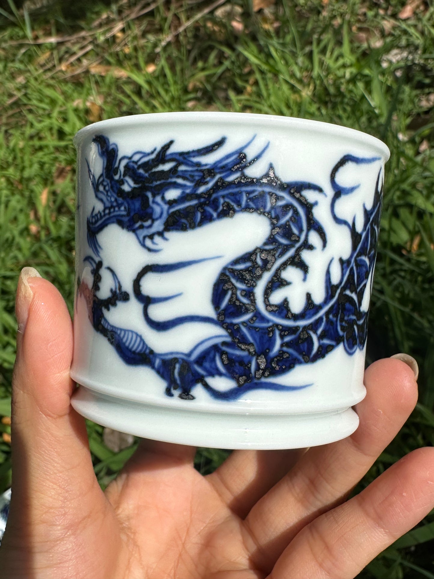 Chinese Handpainted Dragon Blue and White Porcelain Jingdezhen Gaiwan Master Artwork