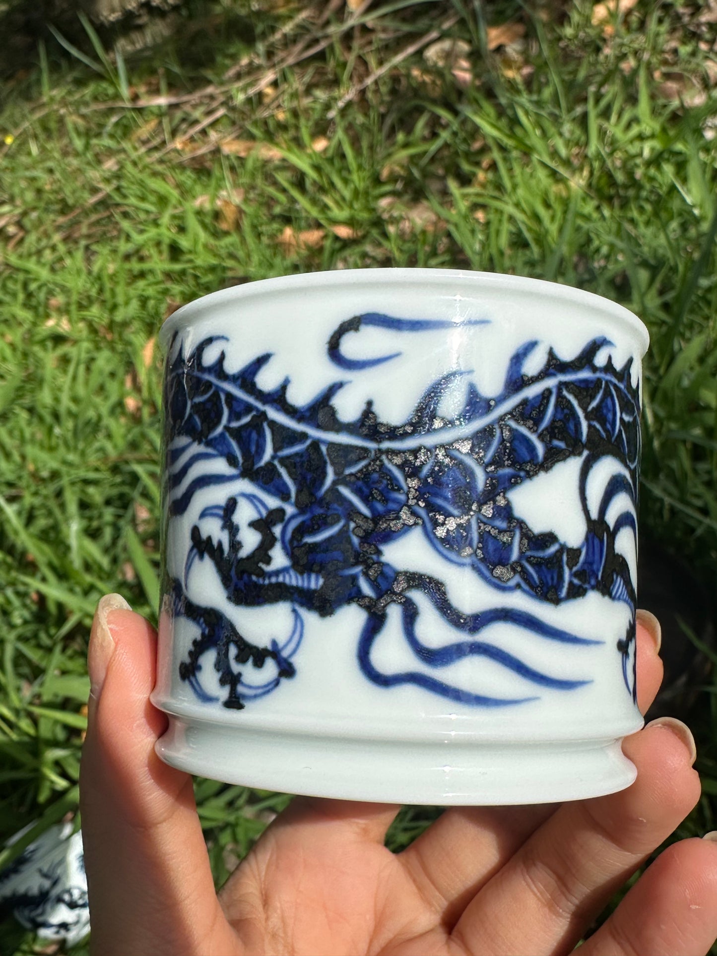 Chinese Handpainted Dragon Blue and White Porcelain Jingdezhen Gaiwan Master Artwork