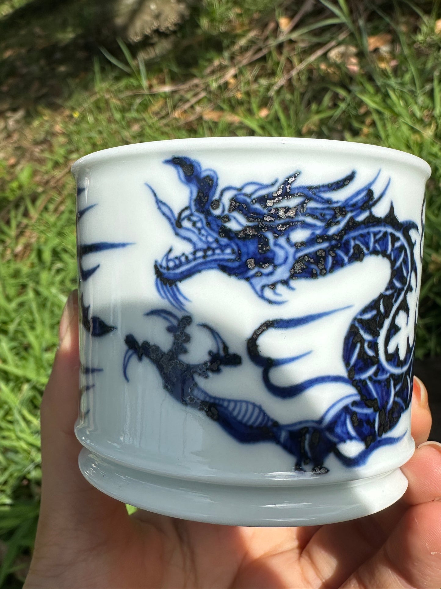 Chinese Handpainted Dragon Blue and White Porcelain Jingdezhen Gaiwan Master Artwork