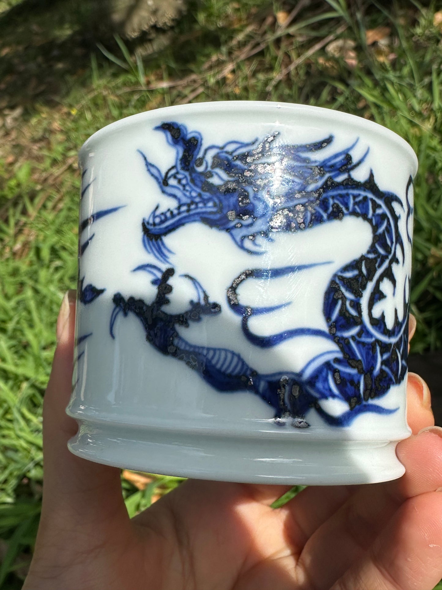 Chinese Handpainted Dragon Blue and White Porcelain Jingdezhen Gaiwan Master Artwork