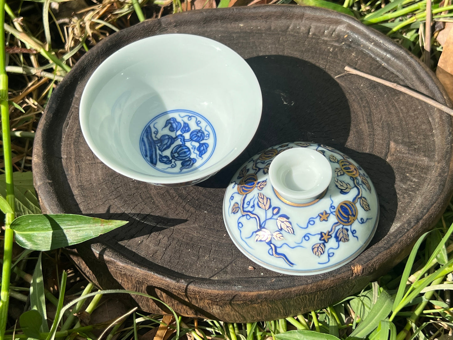 Hand Painted Gold Silver Watermelon Pattern Blue and White Porcelain Gaiwan Teapot Set