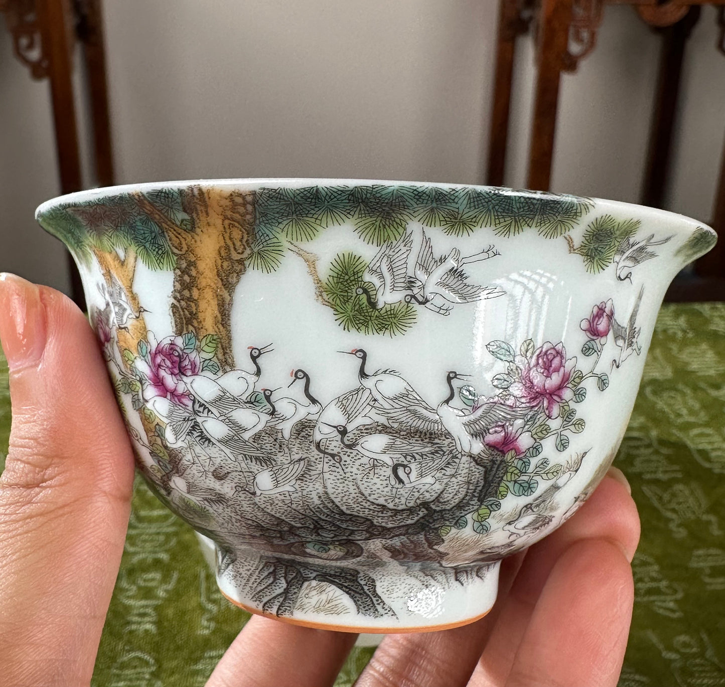 Handpainted Chinese Traditional Hundred Auspicious Cranes Enamel Falangcai High Class Ceramic Teacup