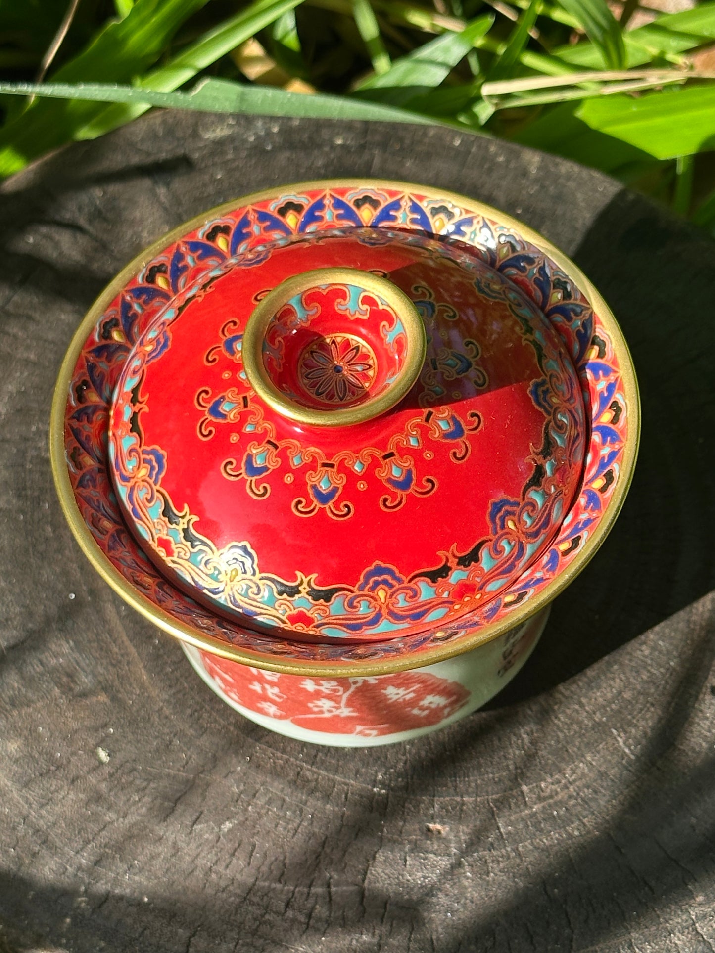 Chinese Red Enameled Hand Painted Porcelain Imitating Tapian Traditional Rubbing Bouddha Calligraphy Masterpiece Gaiwan Tea Tray Set