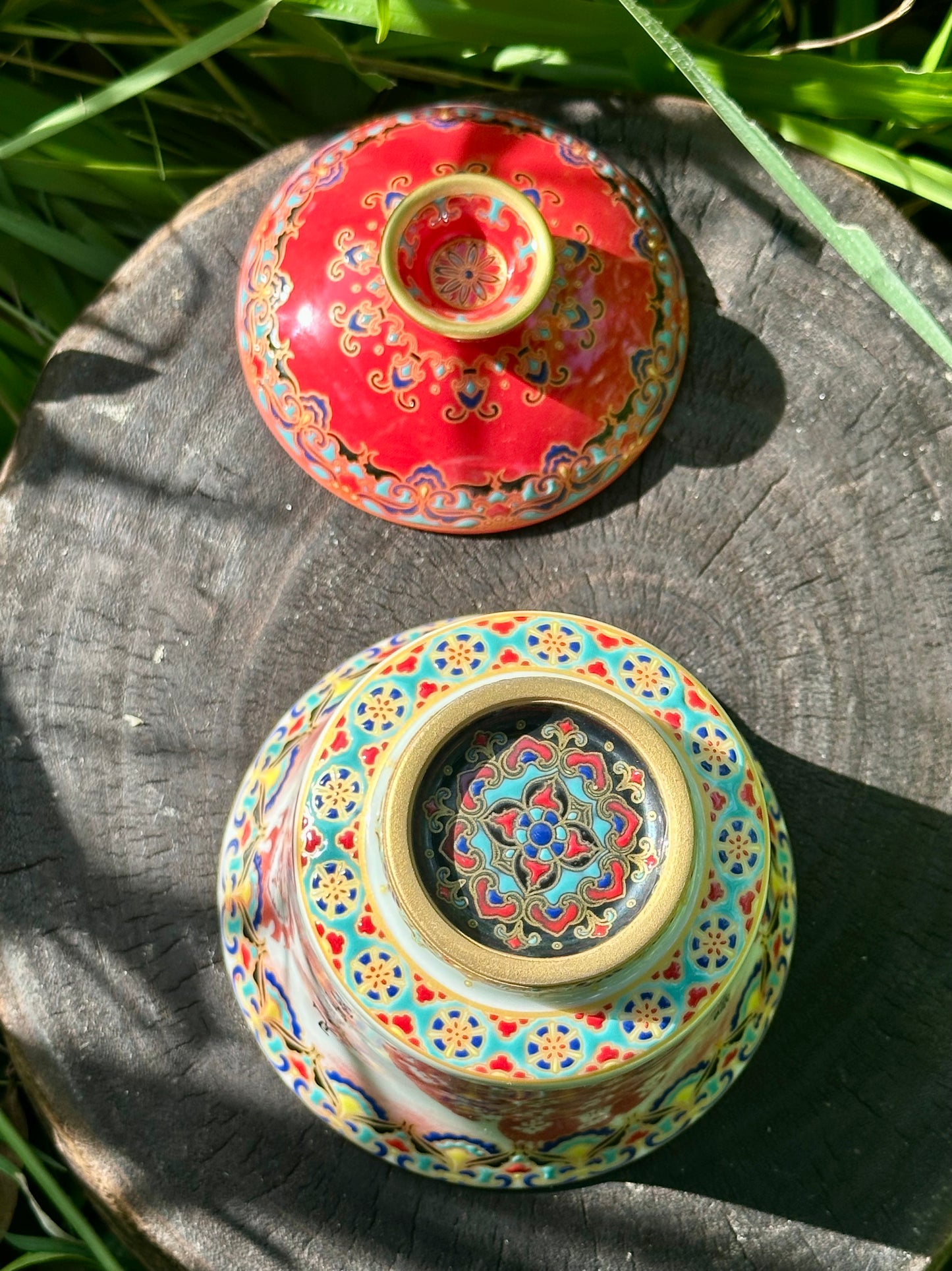 Chinese Red Enameled Hand Painted Porcelain Imitating Tapian Traditional Rubbing Bouddha Calligraphy Masterpiece Gaiwan Tea Tray Set