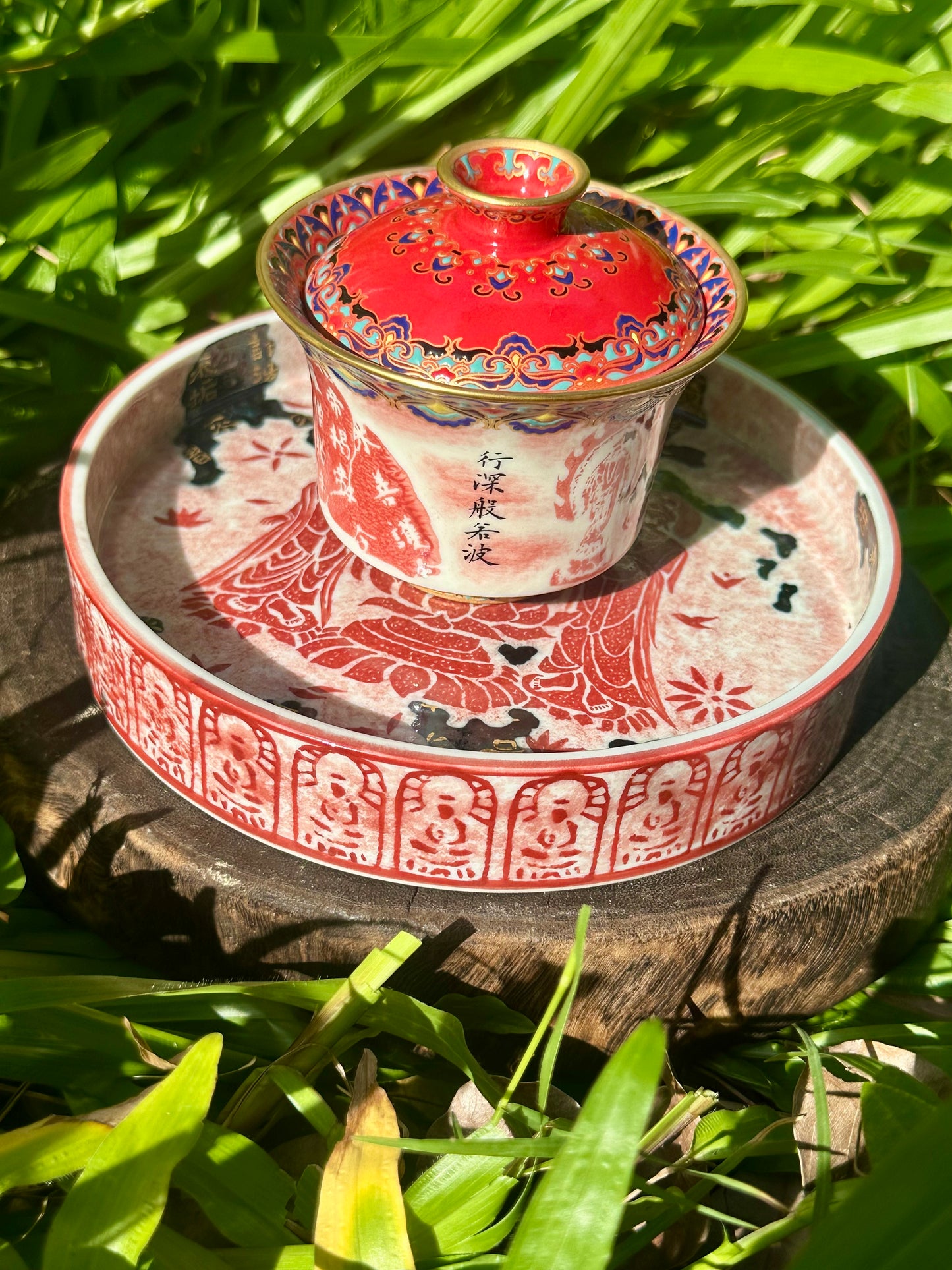 Chinese Red Enameled Hand Painted Porcelain Imitating Tapian Traditional Rubbing Bouddha Calligraphy Masterpiece Gaiwan Tea Tray Set