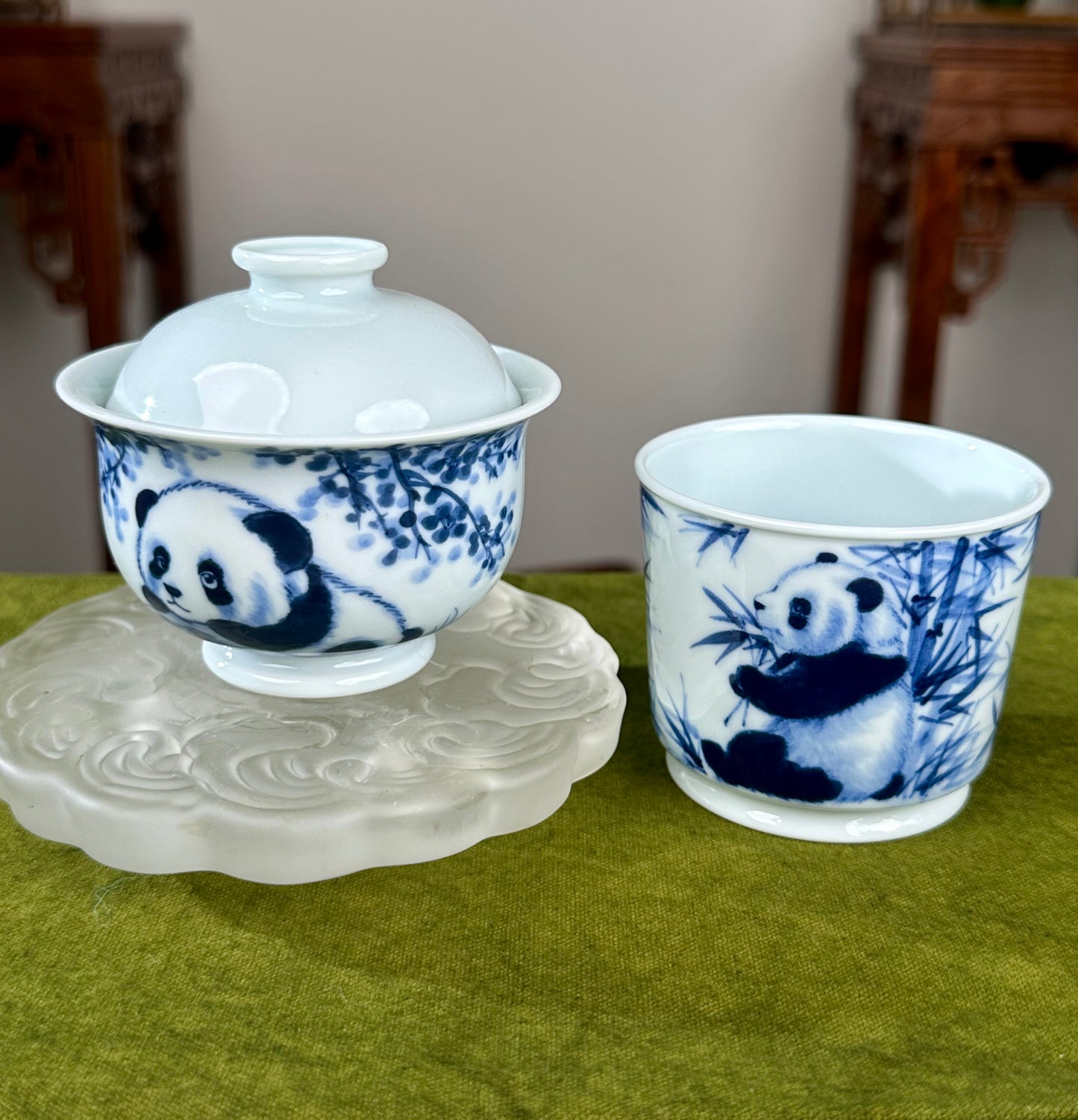 Hanpainted Chinese Blue White Porcelain Panda Teapot Gaiwan Set Jingdezhen Artwork