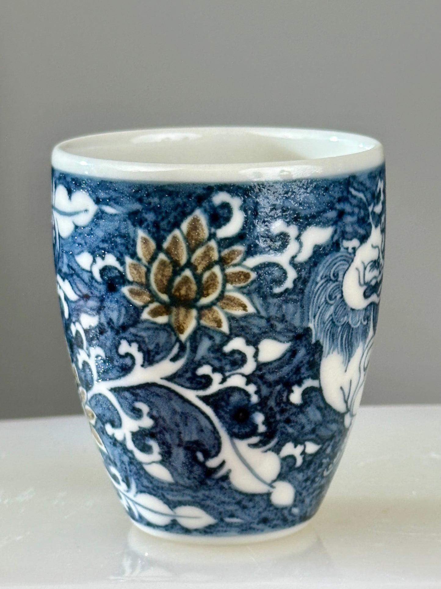 Handpainted Chinese Luxious Underglaze Gold Youlijin Traditional Lion Pattern Masterpiece Gaiwan Set Artwork Teacup