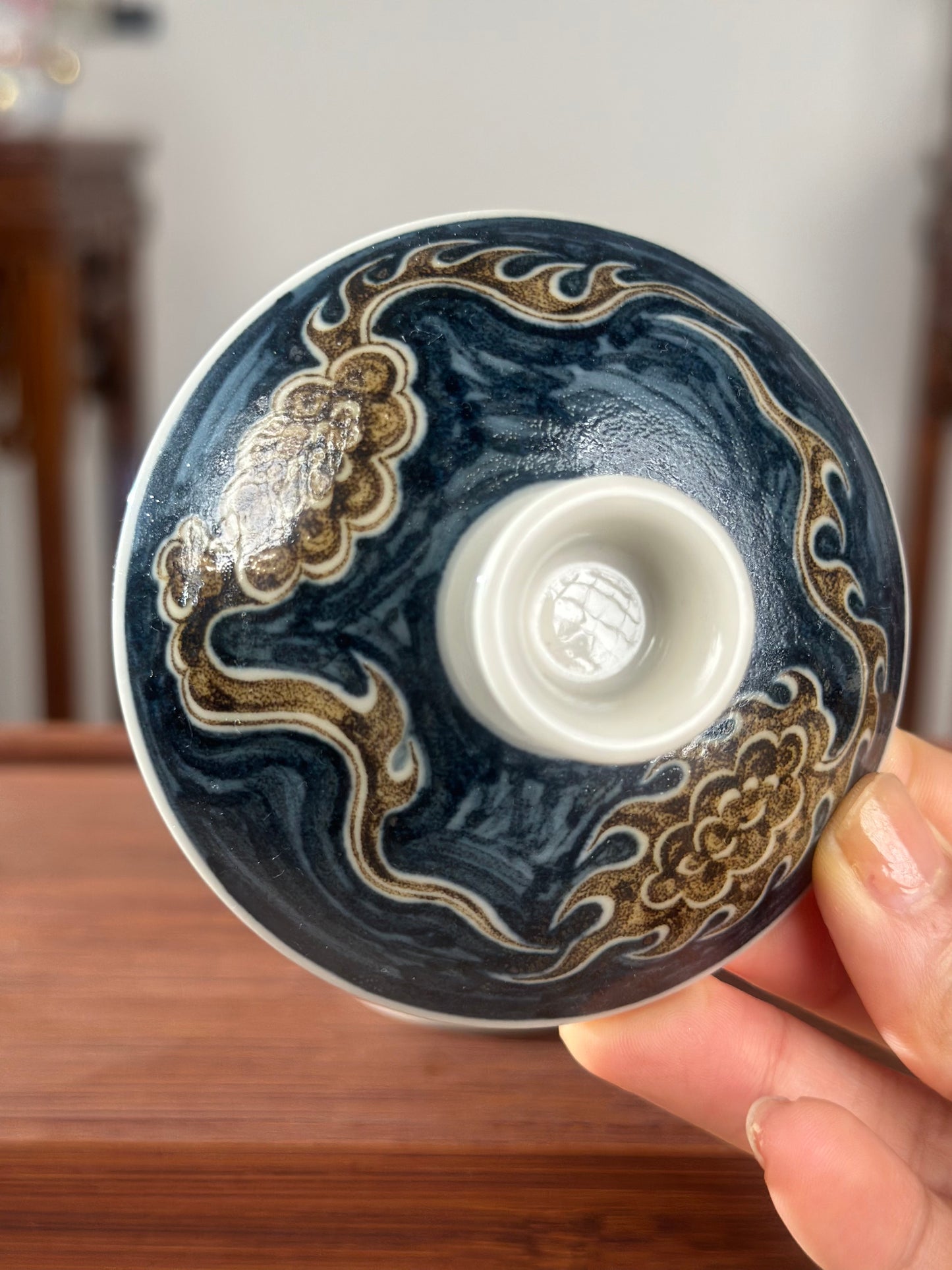 Handpainted Chinese Luxious Blue White Porcelain Underglaze Gold Youlijin Traditional Dragon Pattern Masterpiece Gaiwan Set Artwork Teacup