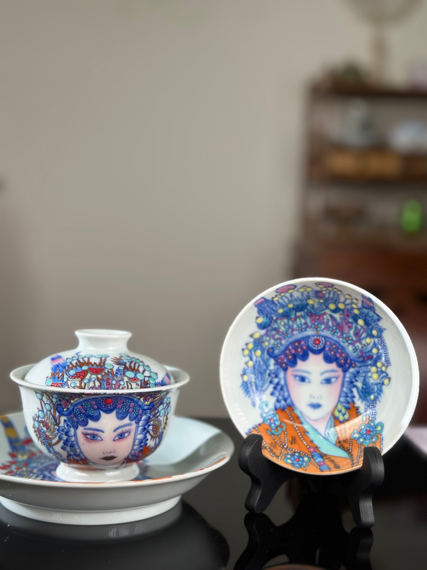 Handpainted Beijing Opera Portrait Pattern Chinese Jingdezhen Doucai Master Fine China Gaiwan Teacup Set