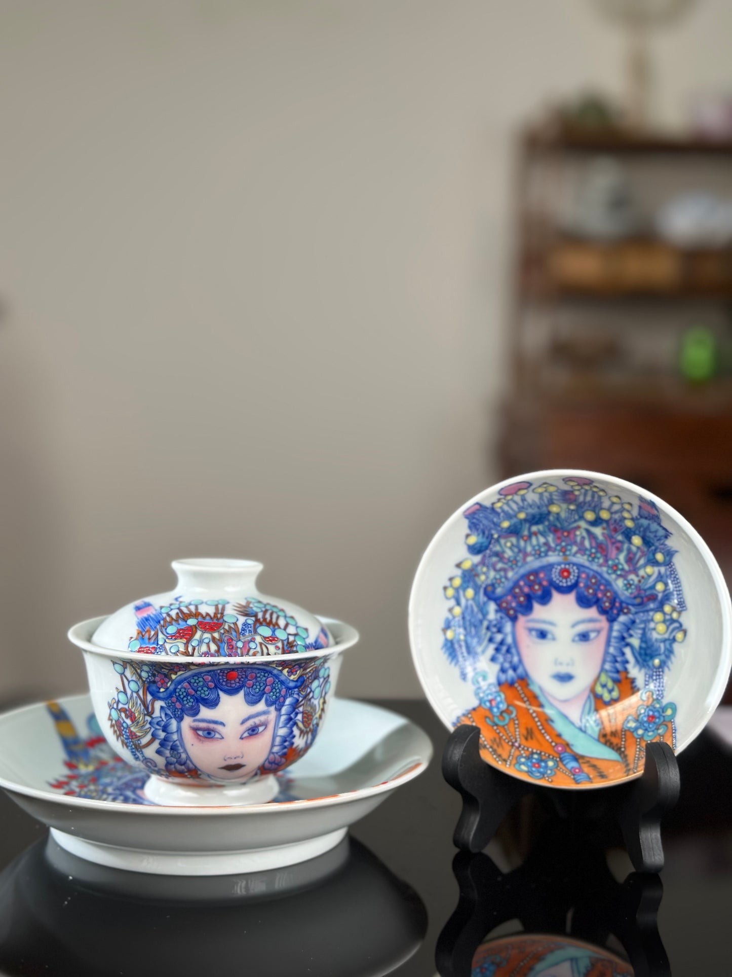 Handpainted Beijing Opera Portrait Pattern Chinese Jingdezhen Doucai Master Fine China Gaiwan Teacup Set