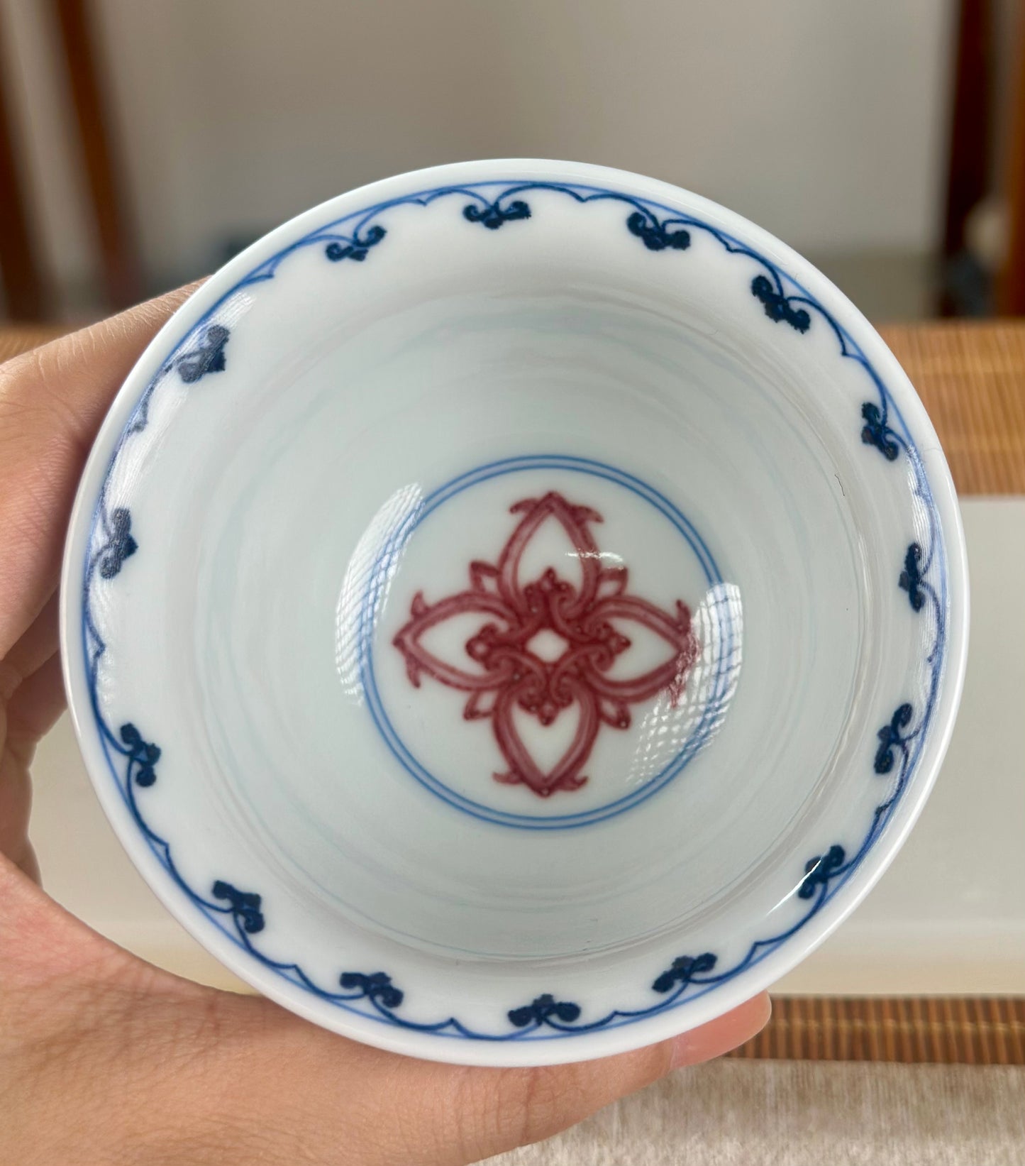 Handpainted Chinese Traditional Baoxiang Flower Pattern Blue and White Underglaze Red Youlihong Porcelain Jingdezhen Gaiwan Teacup Set