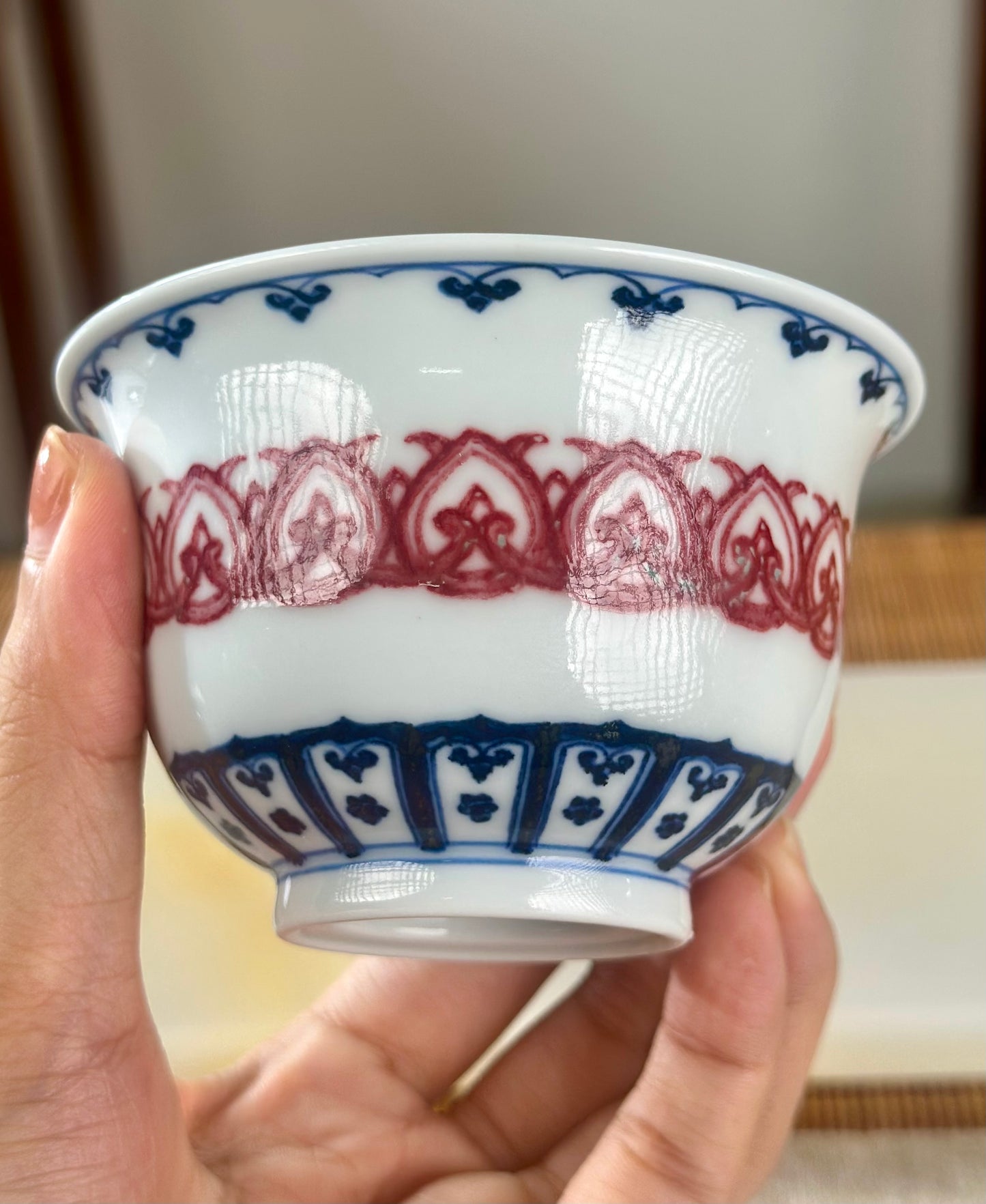 Handpainted Chinese Traditional Baoxiang Flower Pattern Blue and White Underglaze Red Youlihong Porcelain Jingdezhen Gaiwan Teacup Set