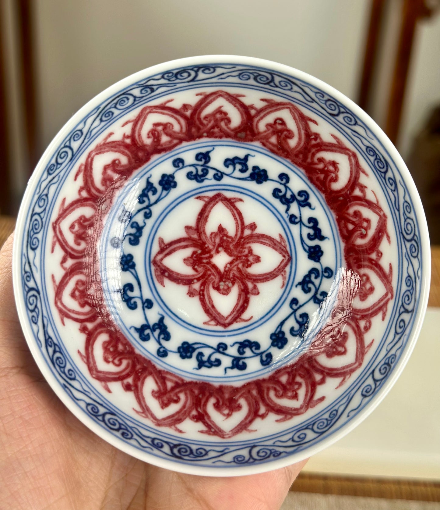 Handpainted Chinese Traditional Baoxiang Flower Pattern Blue and White Underglaze Red Youlihong Porcelain Jingdezhen Gaiwan Teacup Set