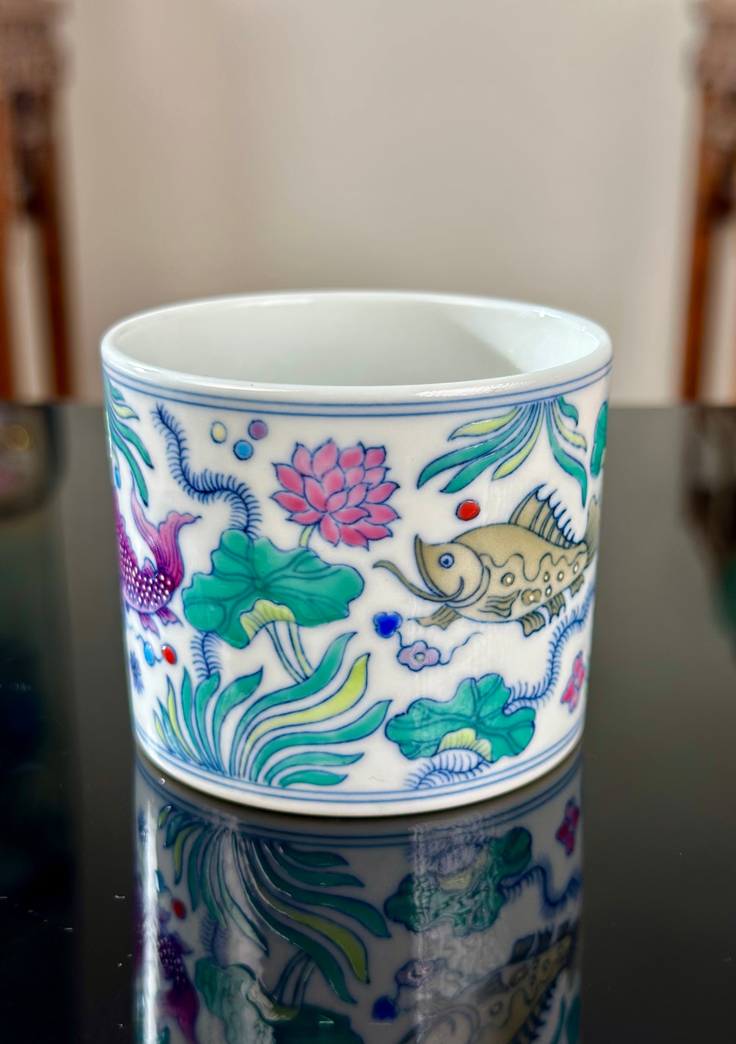 Handpainted Chinese Traditional Fish Pattern Chinese Jingdezhen Doucai Master Fine China Teacup