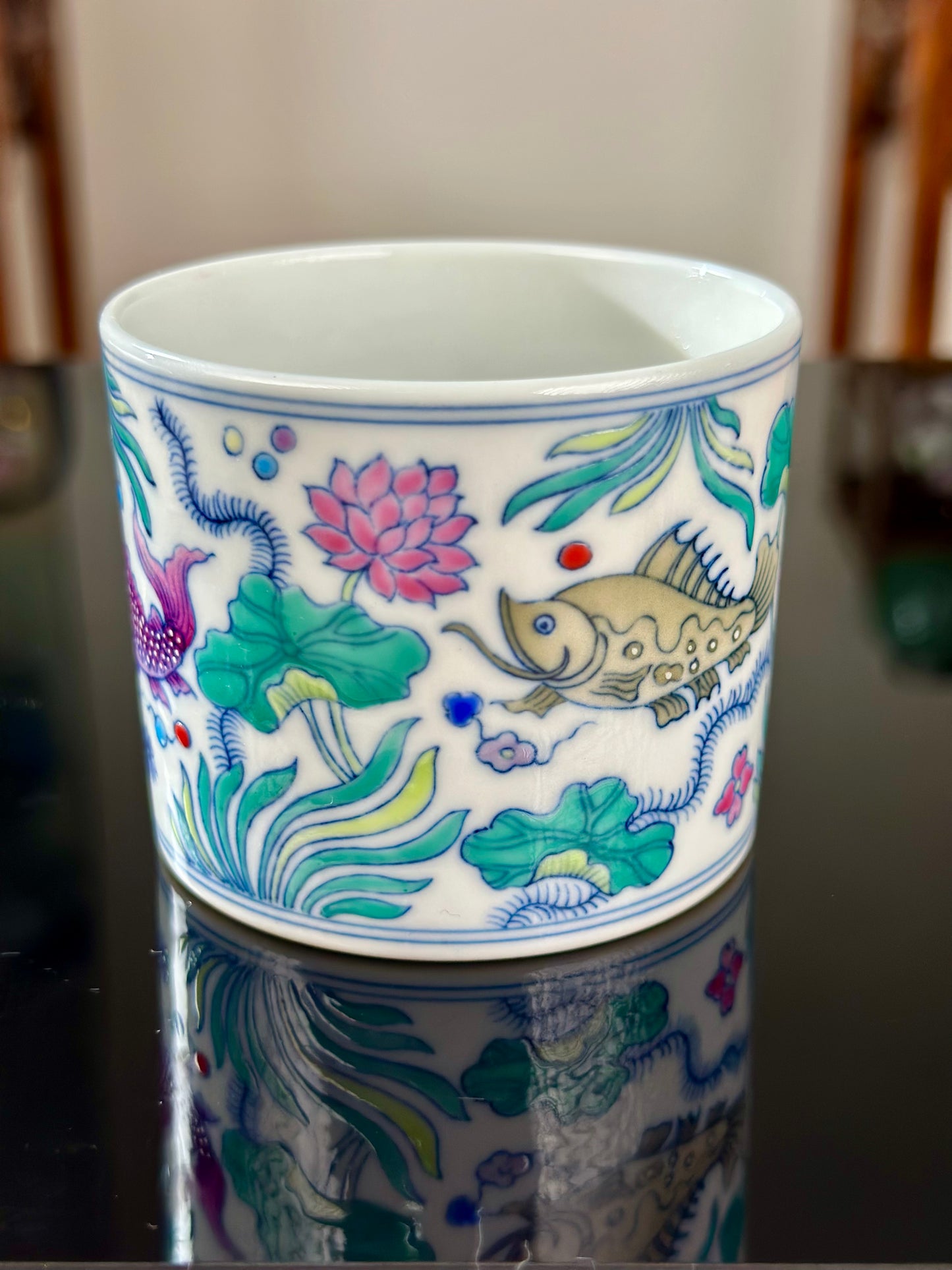 Handpainted Chinese Traditional Fish Pattern Chinese Jingdezhen Doucai Master Fine China Teacup