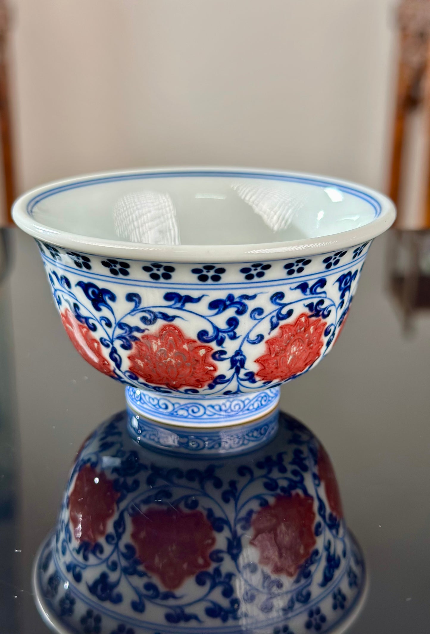 Handpainted Chinese Traditional Lotus and Twined Stem Pattern Blue and White Underglaze Red Youlihong Porcelain Jingdezhen Rotating Teacup