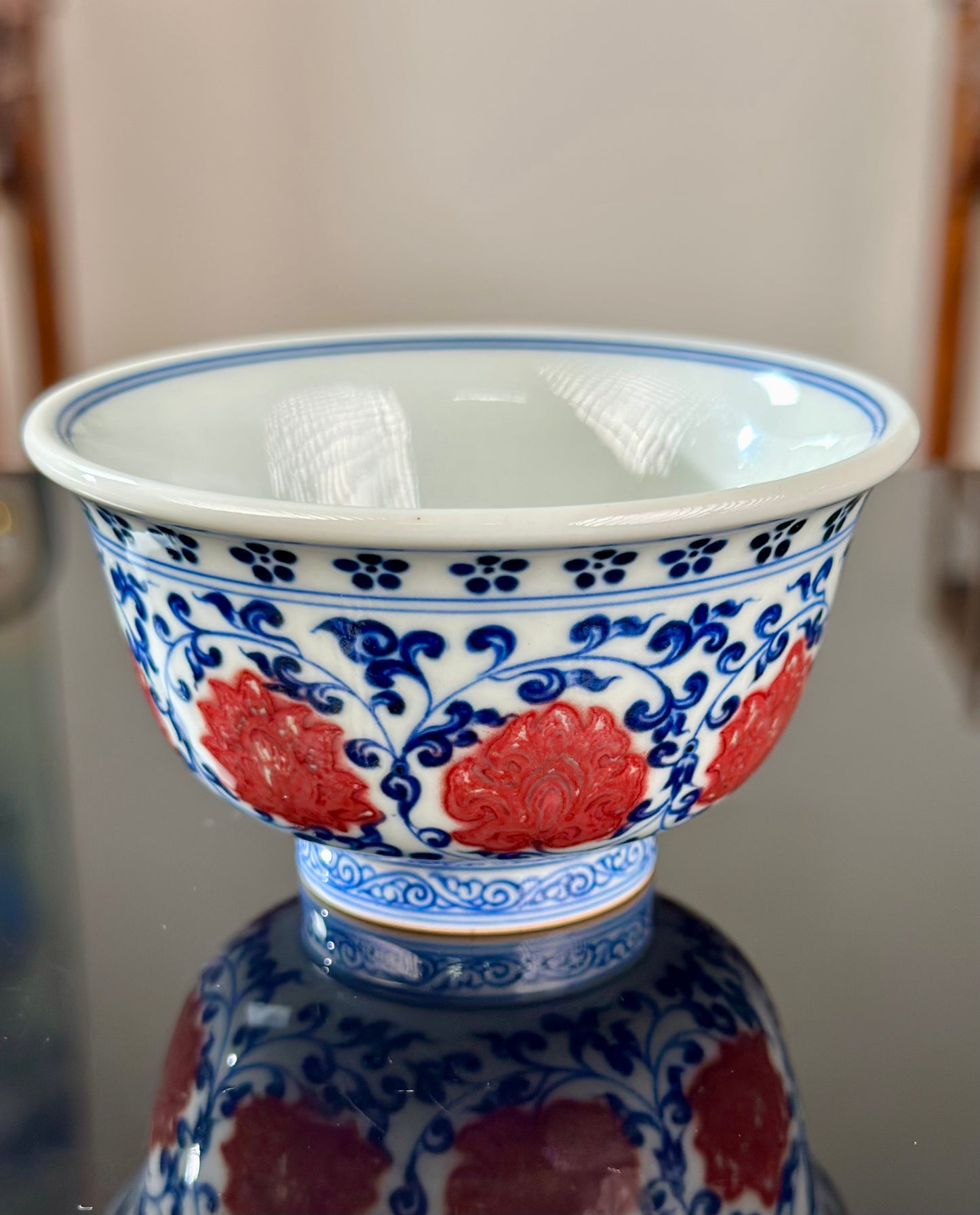 Handpainted Chinese Traditional Lotus and Twined Stem Pattern Blue and White Underglaze Red Youlihong Porcelain Jingdezhen Rotating Teacup