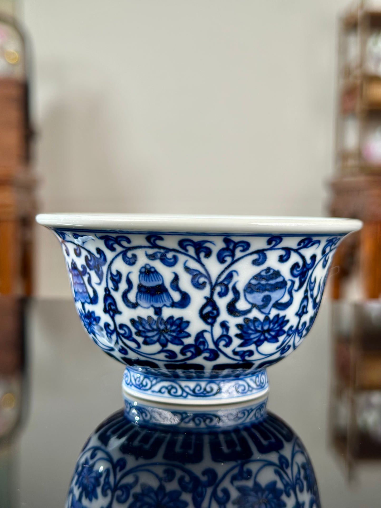 Handcrafted Chinese Hand Painted Chinese Blue and White Porcelain Lotus Flower Ceramic Artwork Teacup