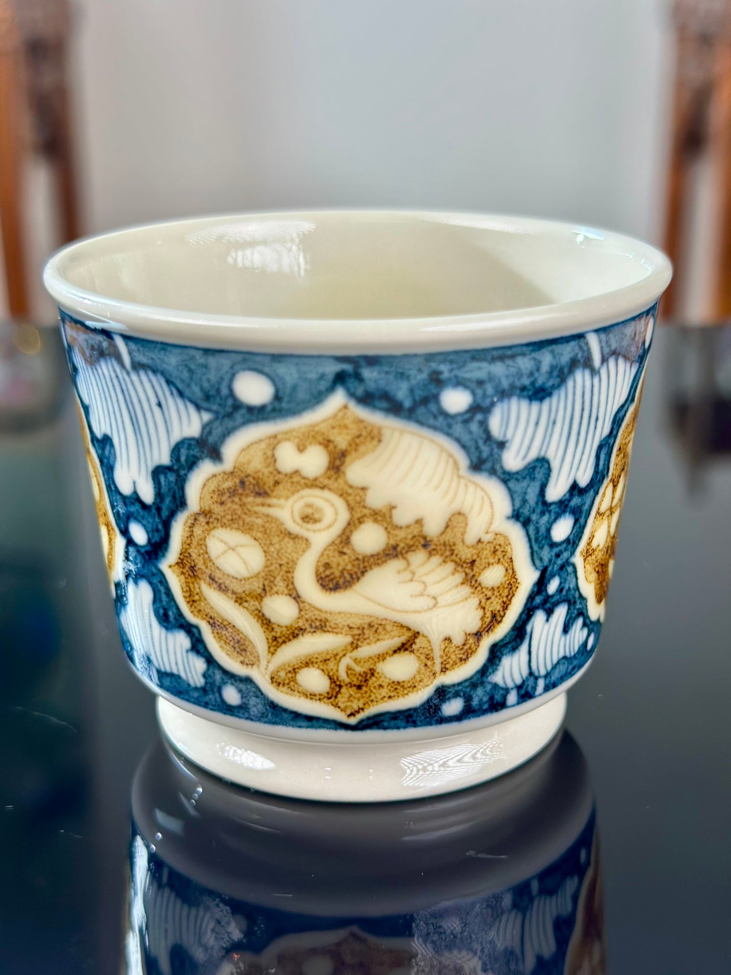 Handpainted Chinese Luxious Blue White Porcelain Underglaze Gold Youlijin Classic Heron and Lotus Pattern Masterpiece Gaiwan Teacup Set Artwork