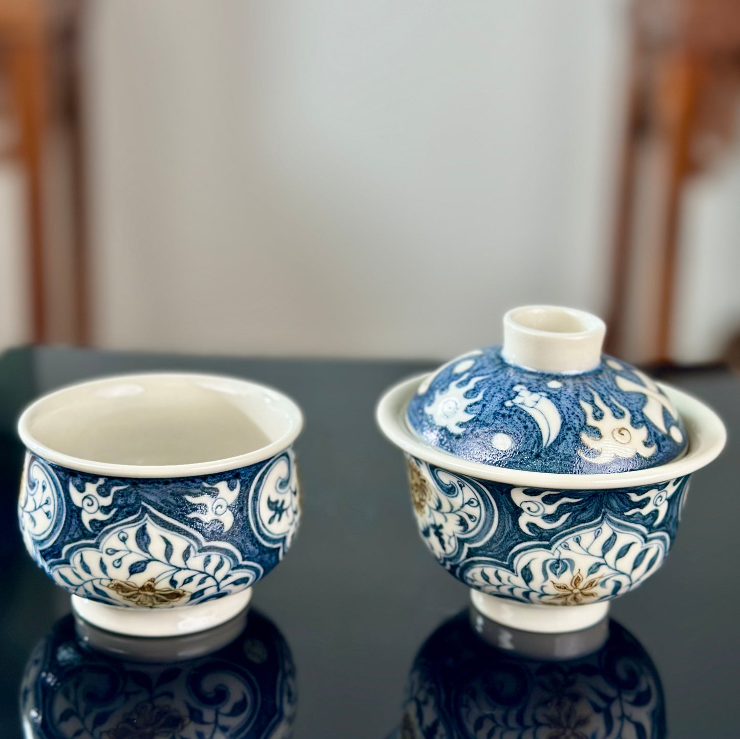 Handpainted Chinese Luxious Blue White Porcelain Underglaze Gold Youlijin Ruyi Pattern Gaiwan Set Artwork Teacup