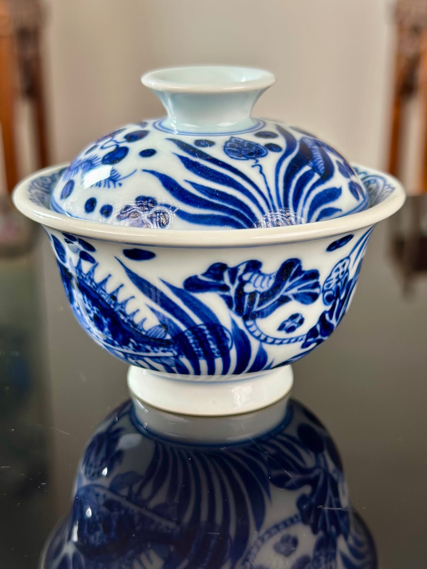 Hand Painted Chinese Blue and White Porcelain Fish and Algae Pattern Teacup Jingdezhen Master Ceramic Artwork