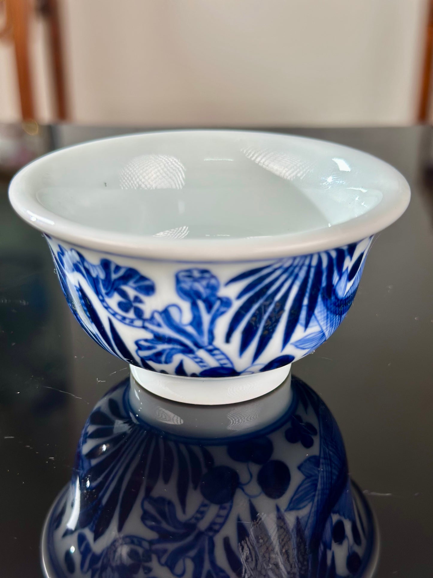 Hand Painted Chinese Blue and White Porcelain Fish and Algae Pattern Teacup Jingdezhen Master Ceramic Artwork