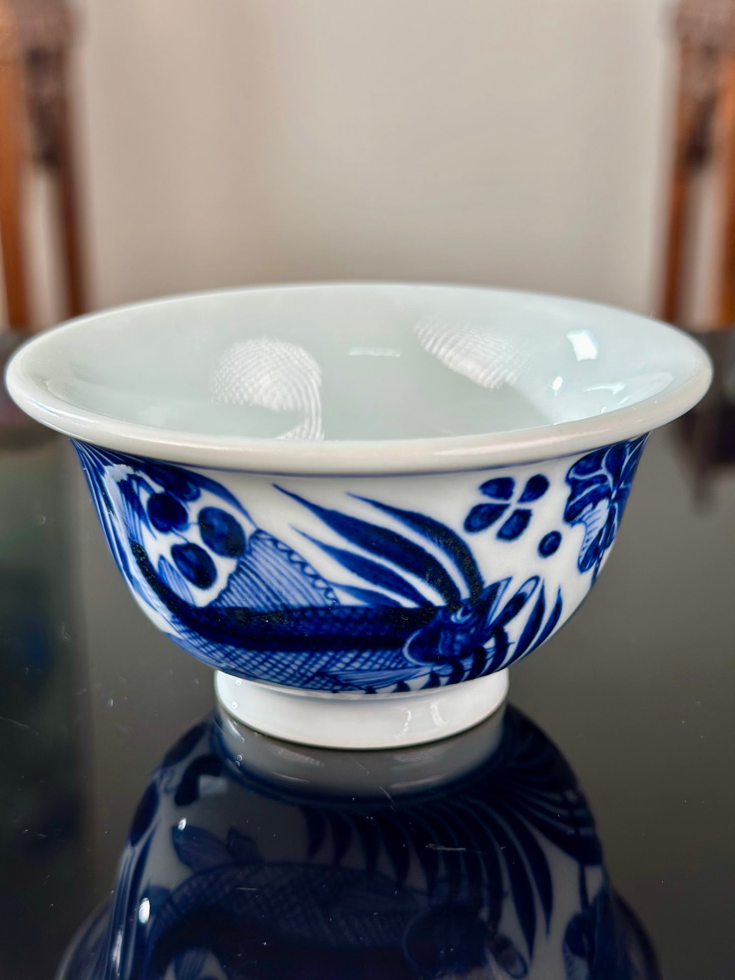 Hand Painted Chinese Blue and White Porcelain Fish and Algae Pattern Teacup Jingdezhen Master Ceramic Artwork