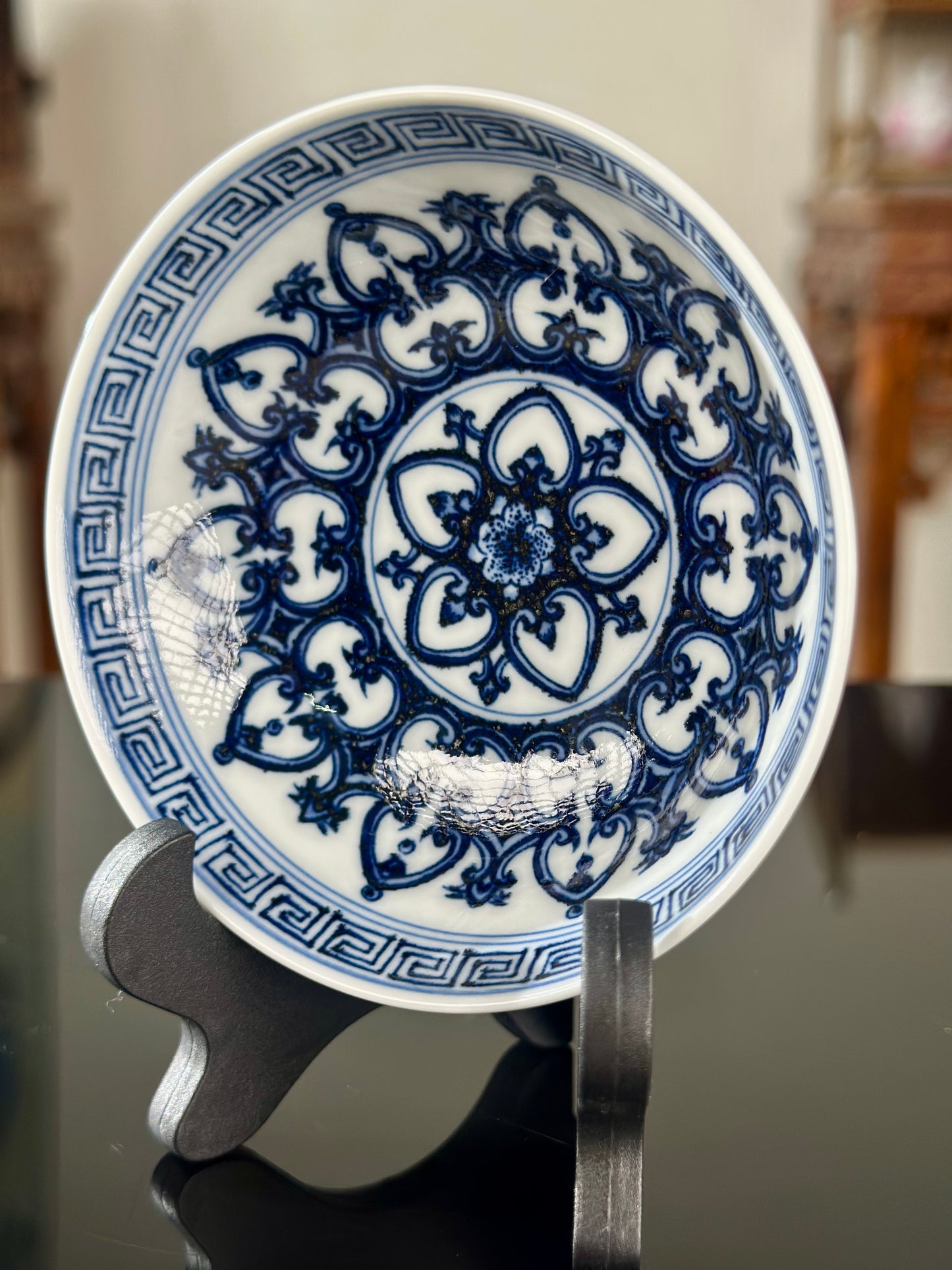 Handpainted Chinese Blue and White Underglaze Red Youlihong Porcelain Jingdezhen Traditional Baoxiang Flower Pattern Teacup