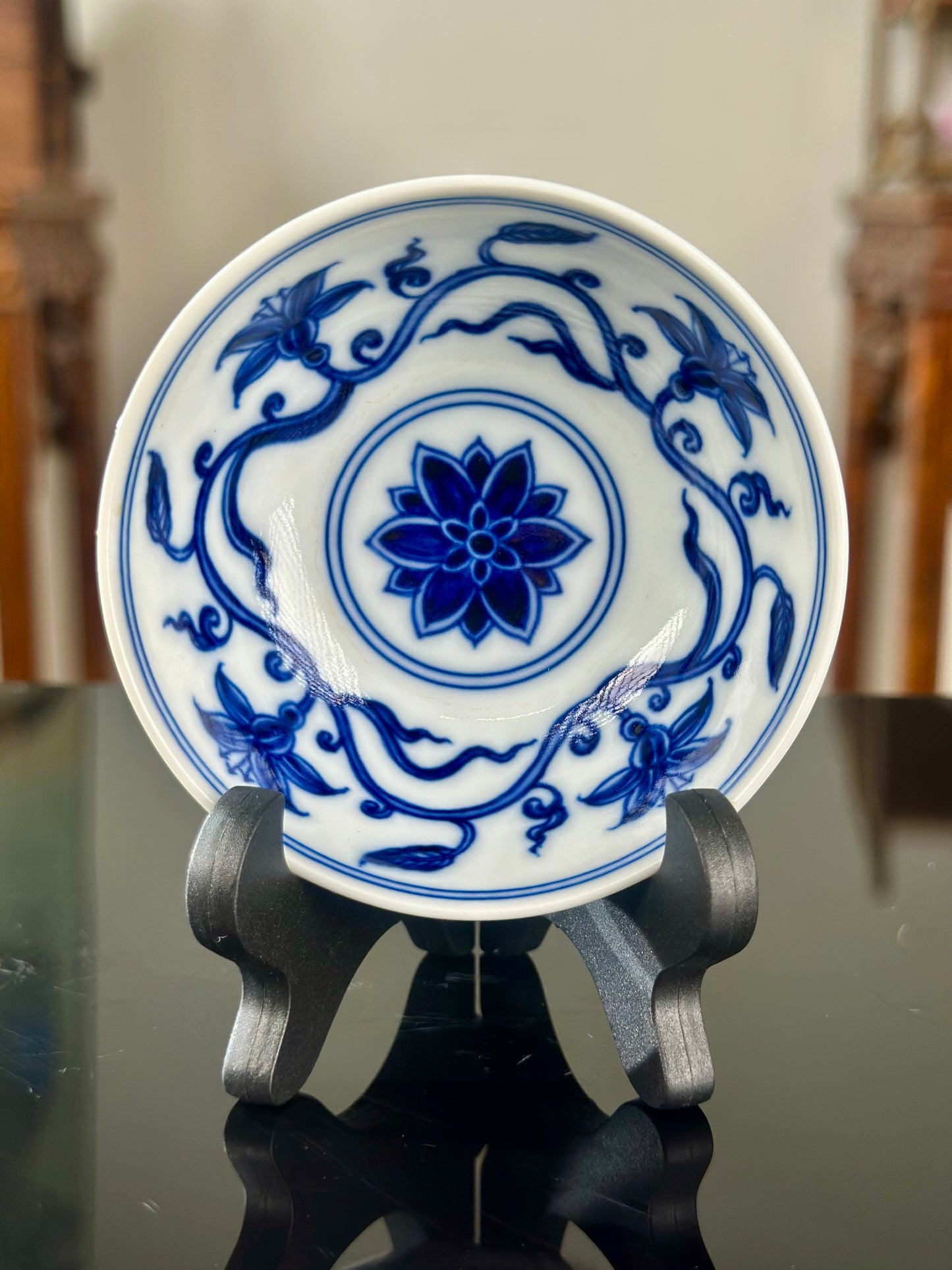 Hand Painted Chinese Blue and White Porcelain Classic Qiukui Flower Pattern Teacup Jingdezhen Master Ceramic Artwork