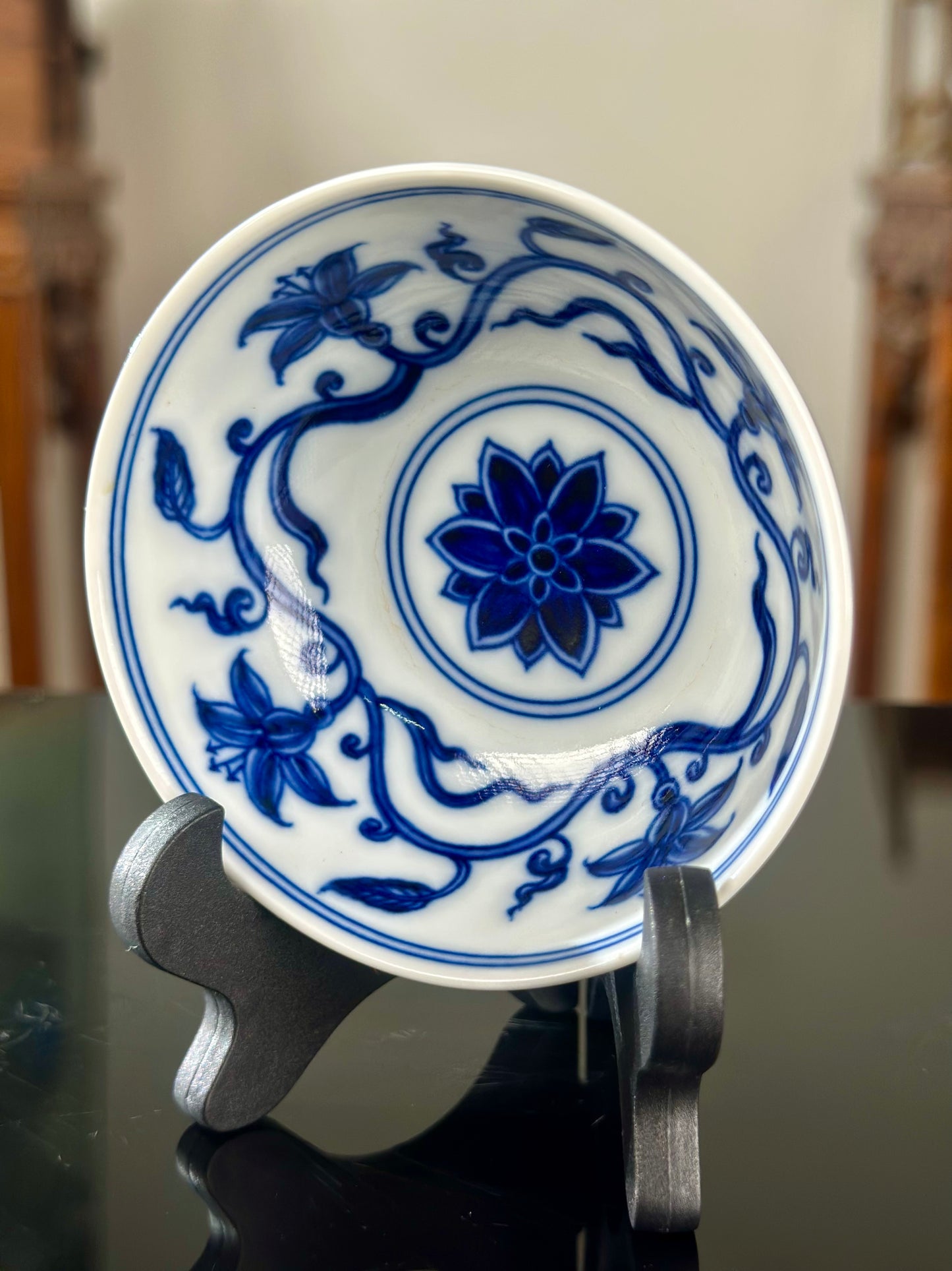 Hand Painted Chinese Blue and White Porcelain Classic Qiukui Flower Pattern Teacup Jingdezhen Master Ceramic Artwork