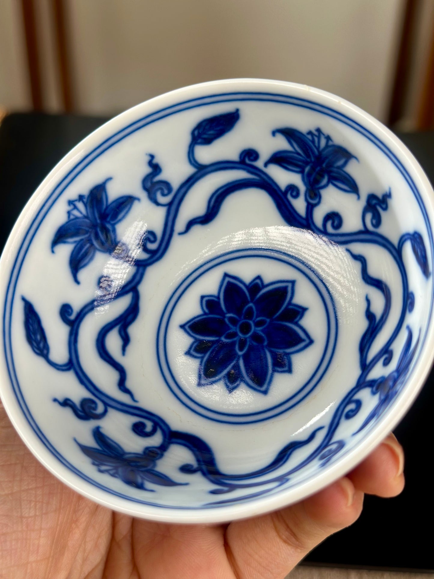 Hand Painted Chinese Blue and White Porcelain Classic Qiukui Flower Pattern Teacup Jingdezhen Master Ceramic Artwork