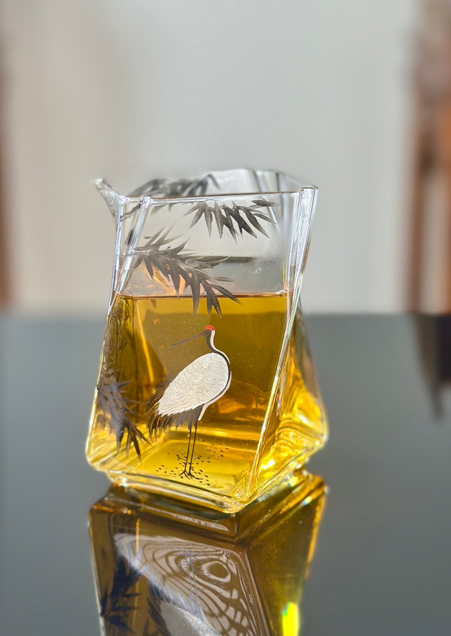 Handpainted High Quality High Borosilicate Chinese Traditional Crane Painting Gongdaobei Fair Cup 200ml