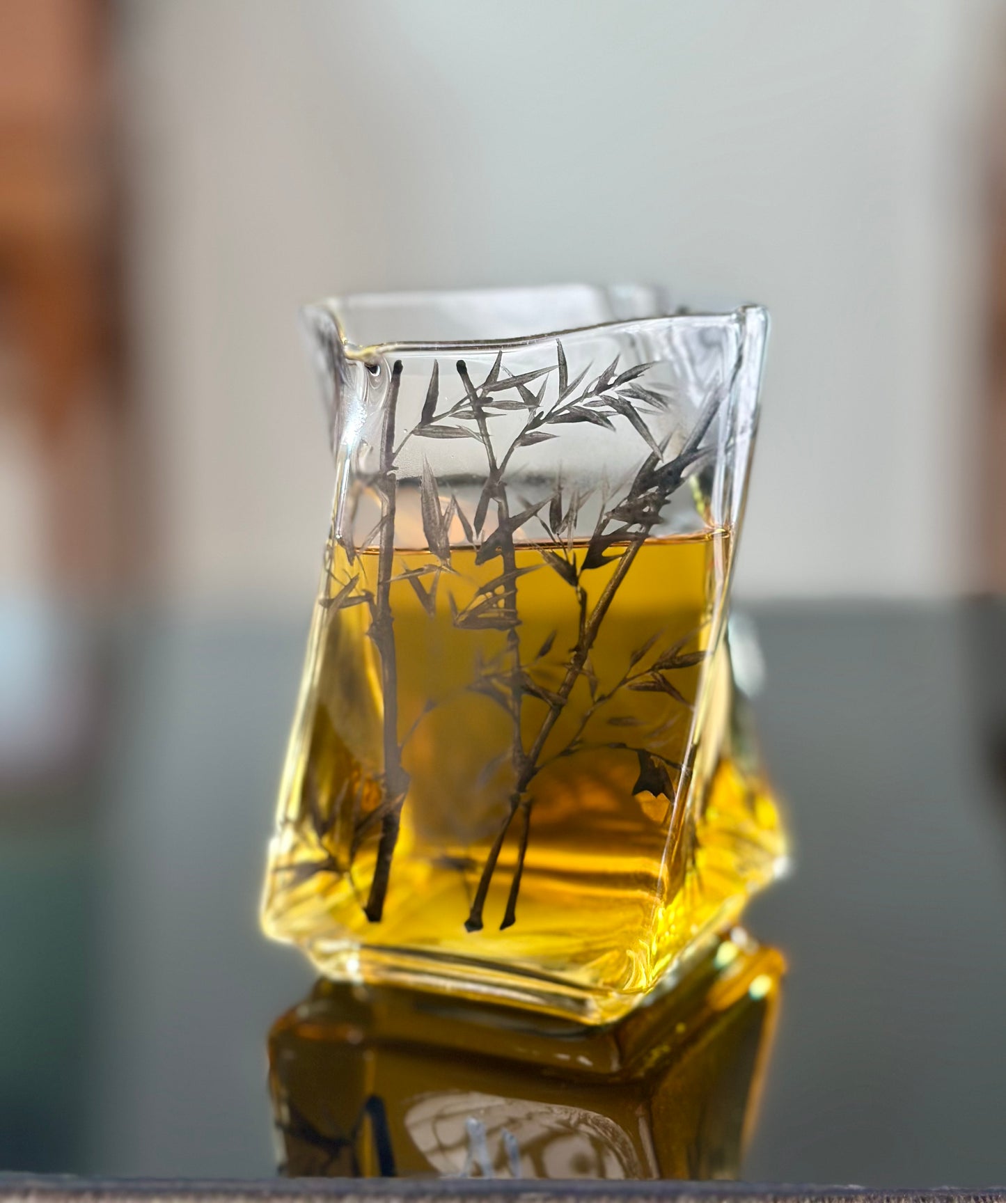 Handpainted High Quality High Borosilicate Chinese Traditional Crane Painting Gongdaobei Fair Cup 200ml