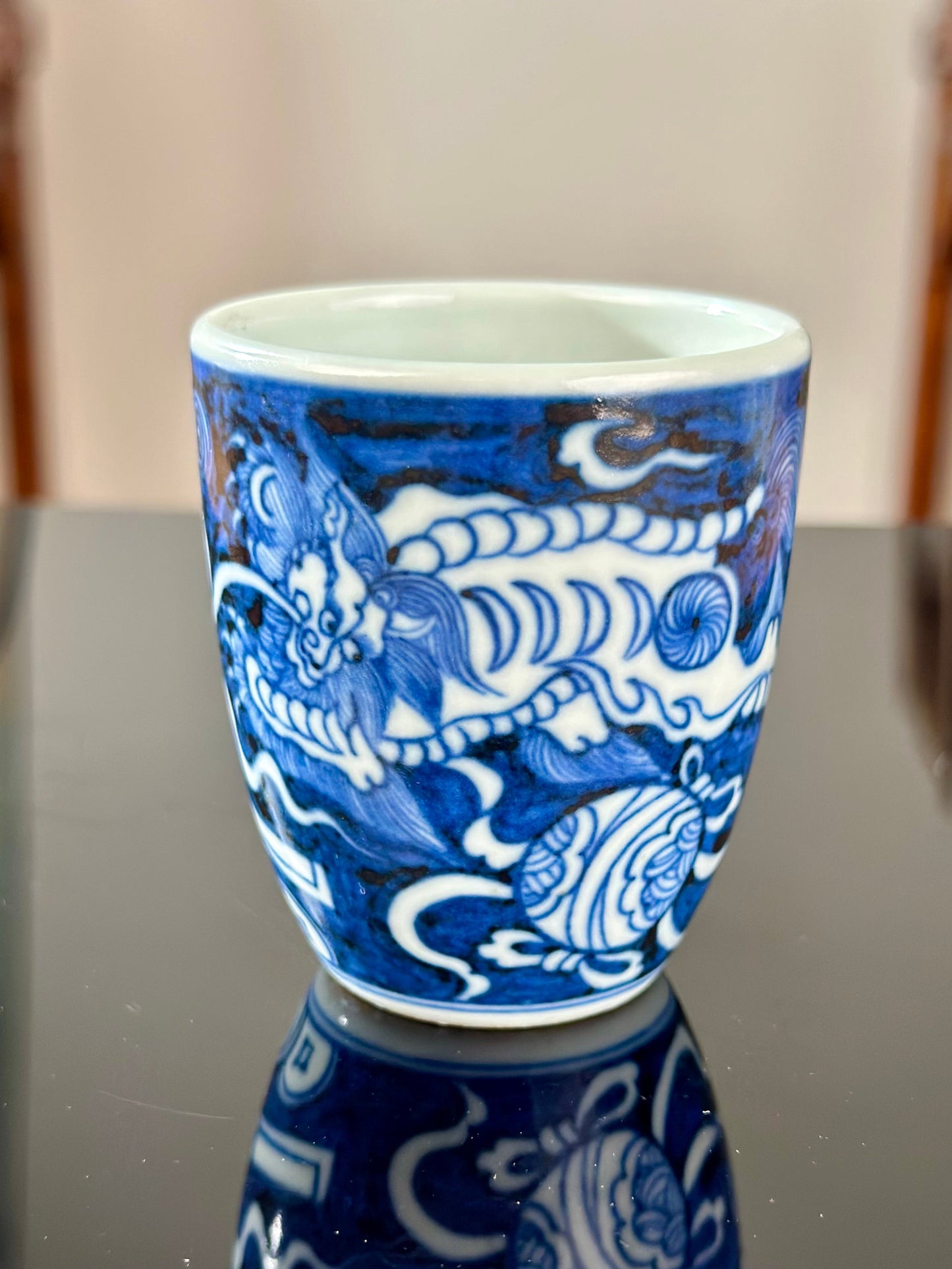 Hand Painted Chinese Blue And White Porcelain Classic Lion Pattern Jingdezhen Master Ceramic Artwork Teacup