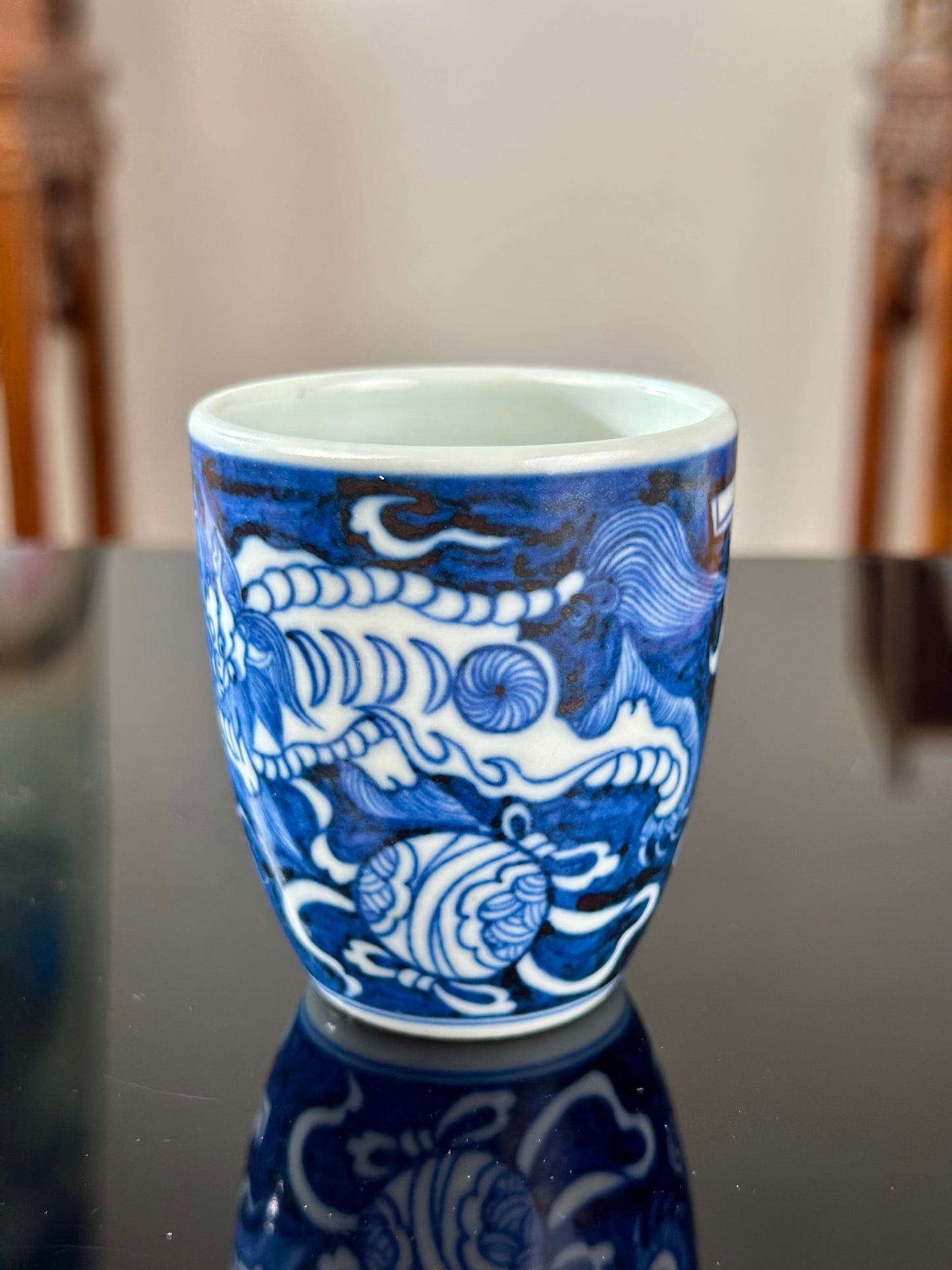 Hand Painted Chinese Blue And White Porcelain Classic Lion Pattern Jingdezhen Master Ceramic Artwork Teacup