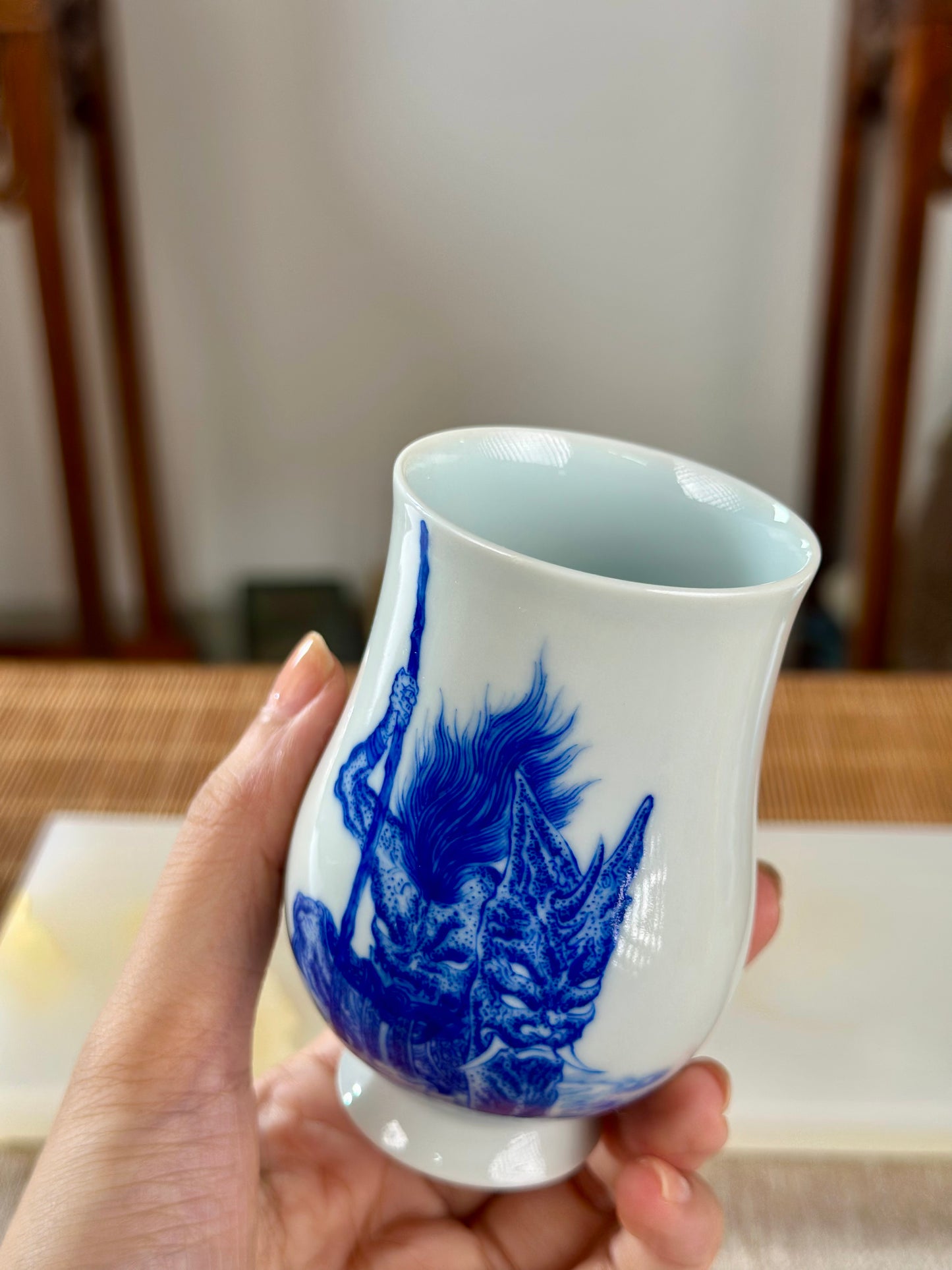 Hand Painted Chinese Blue And White Porcelain Classic Mythical Potrait Xingtian Teacup Jingdezhen Master Ceramic Artwork