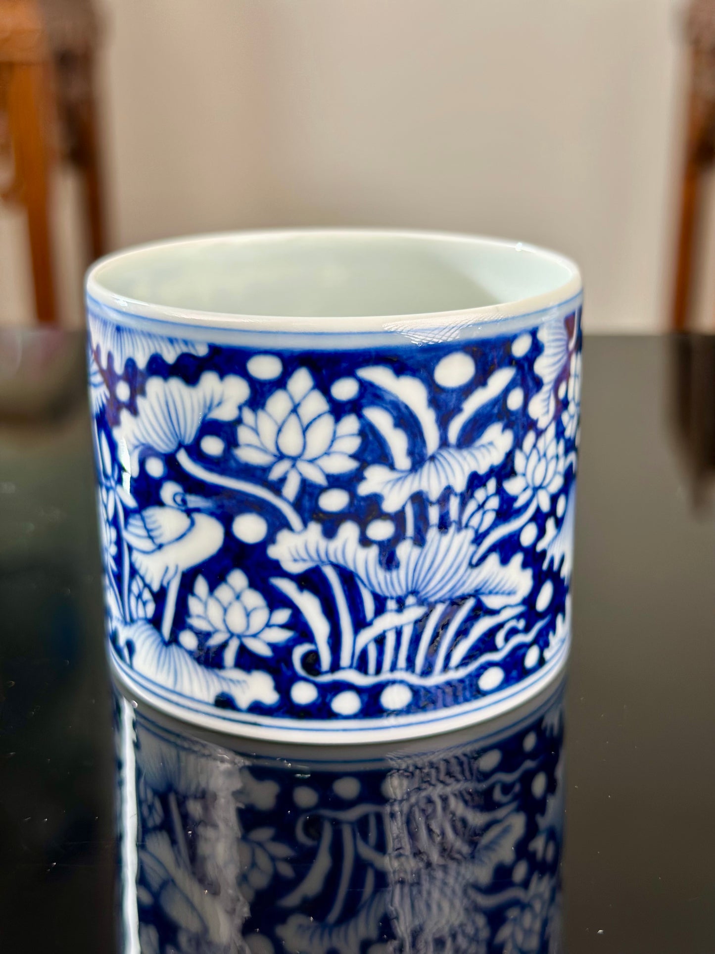 Hand Painted Chinese Blue And White Porcelain Classic Heron and Lotus Pattern Jingdezhen Master Ceramic Artwork Teacup