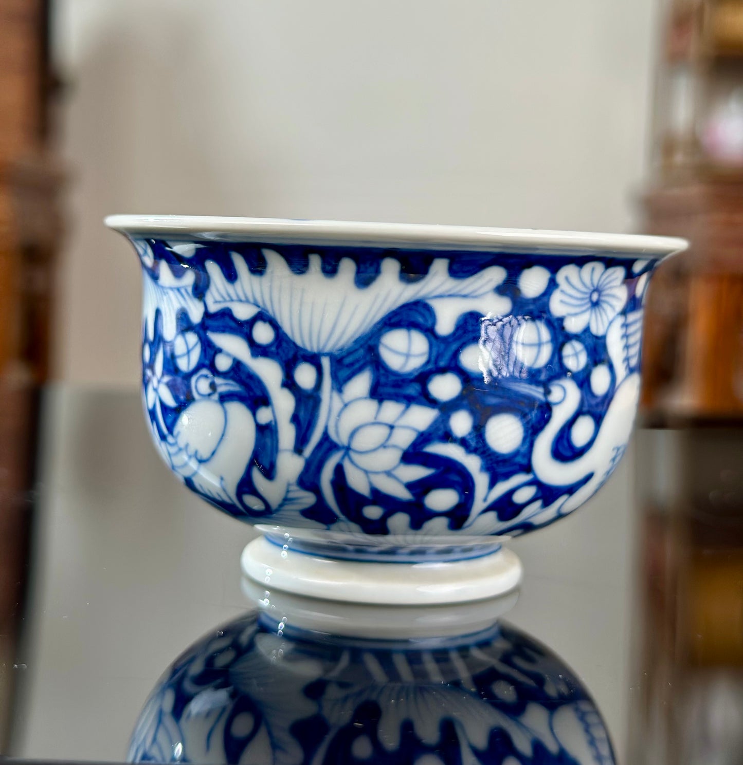Hand Painted Chinese Blue And White Porcelain Classic Heron and Lotus Pattern Jingdezhen Master Ceramic Artwork Teacup