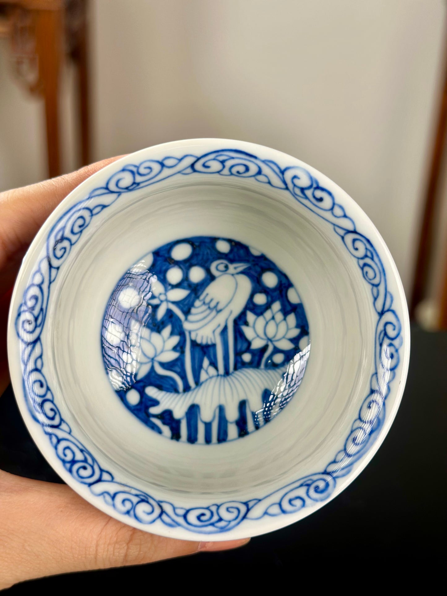 Hand Painted Chinese Blue And White Porcelain Classic Heron and Lotus Pattern Jingdezhen Master Ceramic Artwork Teacup