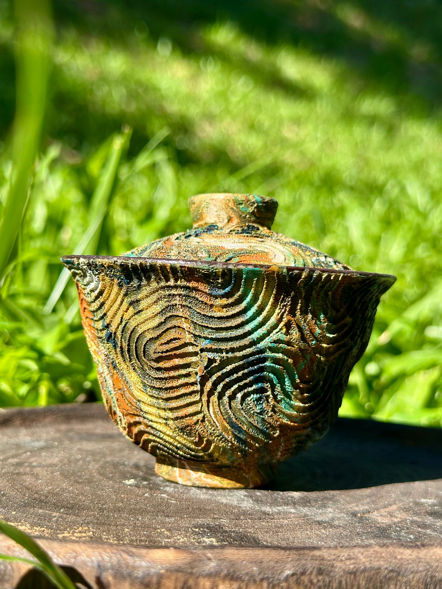 Handcrafted Traditional Chinese Lacquer Ware Gaiwan Ceramic Varied Color Teacup Set