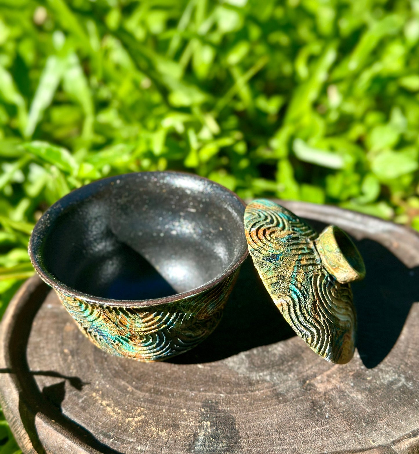 Handcrafted Traditional Chinese Lacquer Ware Gaiwan Ceramic Varied Color Teacup Set